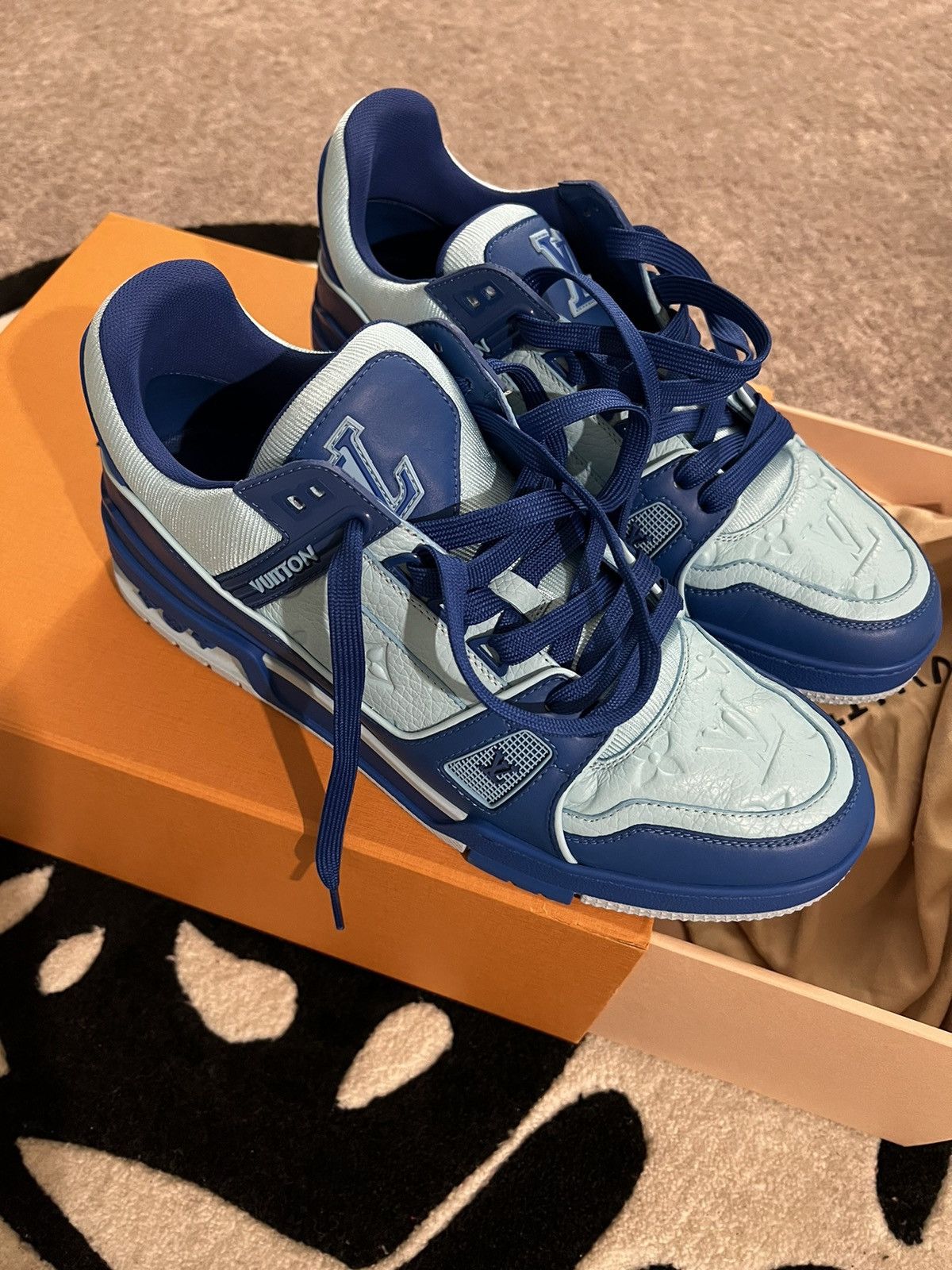 Louis Vuitton LV TRAINER SNEAKER Size US 8 / EU 41 - 12 Thumbnail