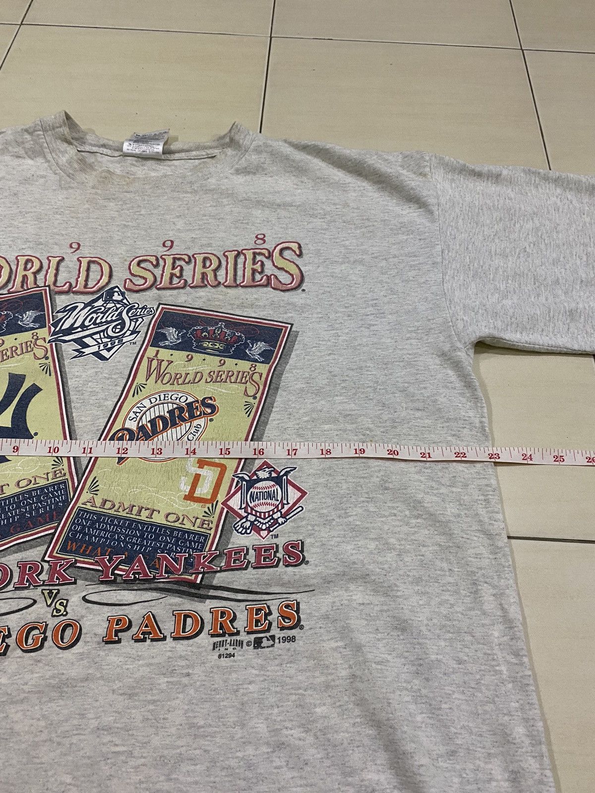 New York Yankees Vintage New York Yankees vs san diego pardes 1998 shirt Size US XL / EU 56 / 4 - 9 Thumbnail