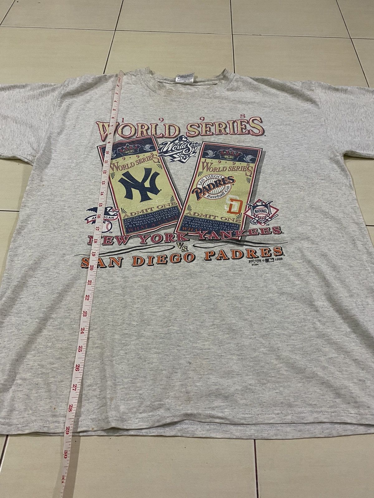 New York Yankees Vintage New York Yankees vs san diego pardes 1998 shirt Size US XL / EU 56 / 4 - 10 Thumbnail