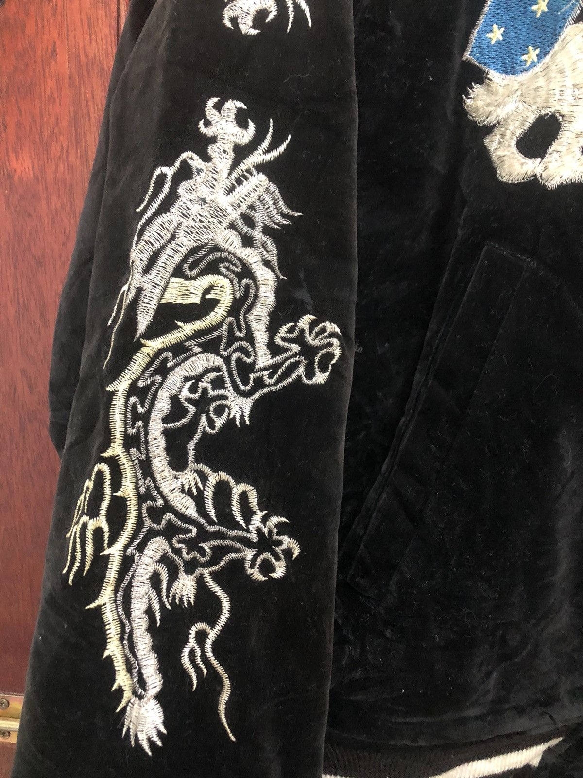 Japanese Brand Rare 🔥Sukajan Dragon Moon Rabbits Embroidery Suede Jacket Size US M / EU 48-50 / 2 - 5 Thumbnail