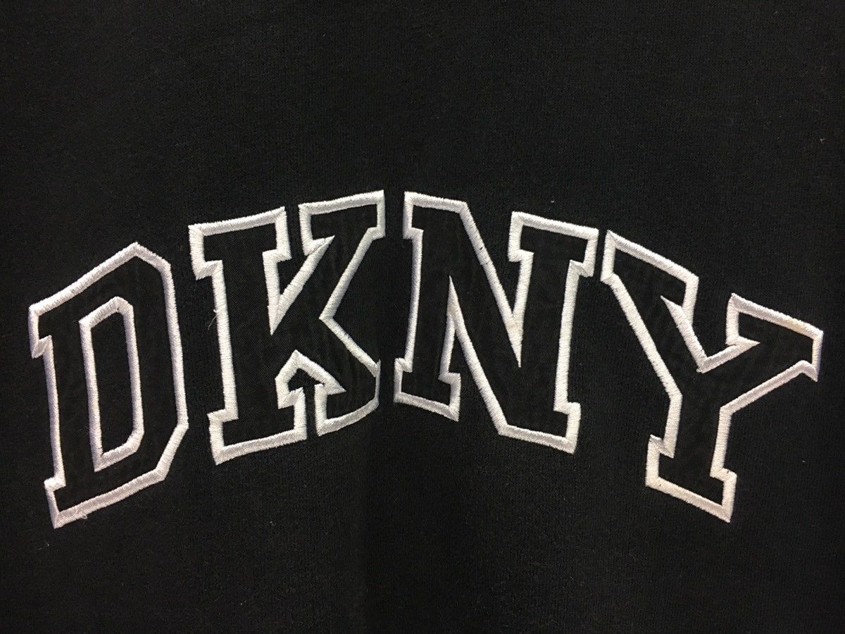 DKNY × Vintage Vintage DKNY Big Logo Half Zipper Sweatshirt Size US XL / EU 56 / 4 - 4 Thumbnail