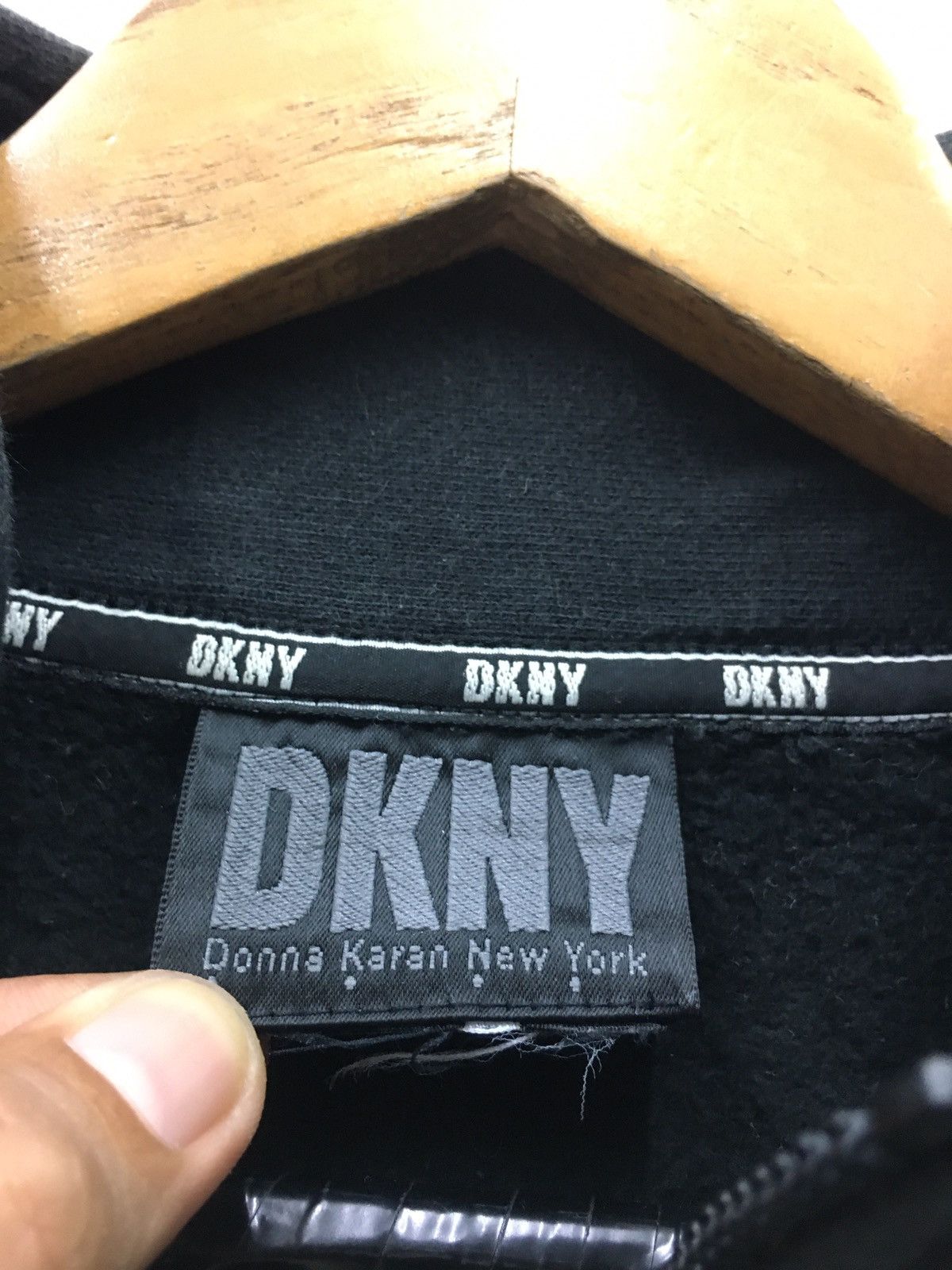 DKNY × Vintage Vintage DKNY Big Logo Half Zipper Sweatshirt Size US XL / EU 56 / 4 - 7 Thumbnail