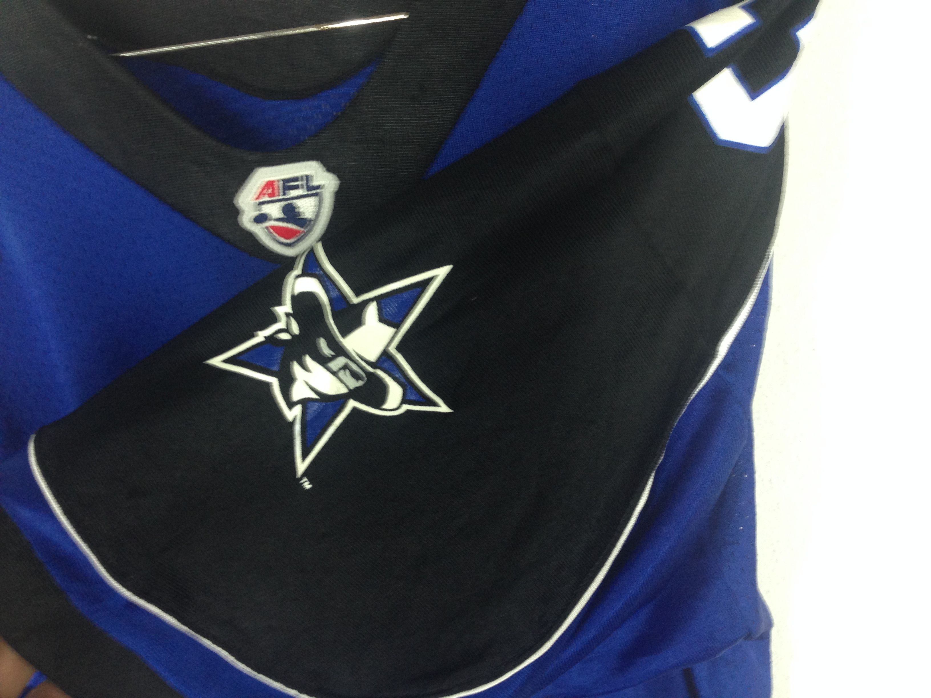 Russell Athletic Russel Athletic Jerseys Size US L / EU 52-54 / 3 - 3 Thumbnail