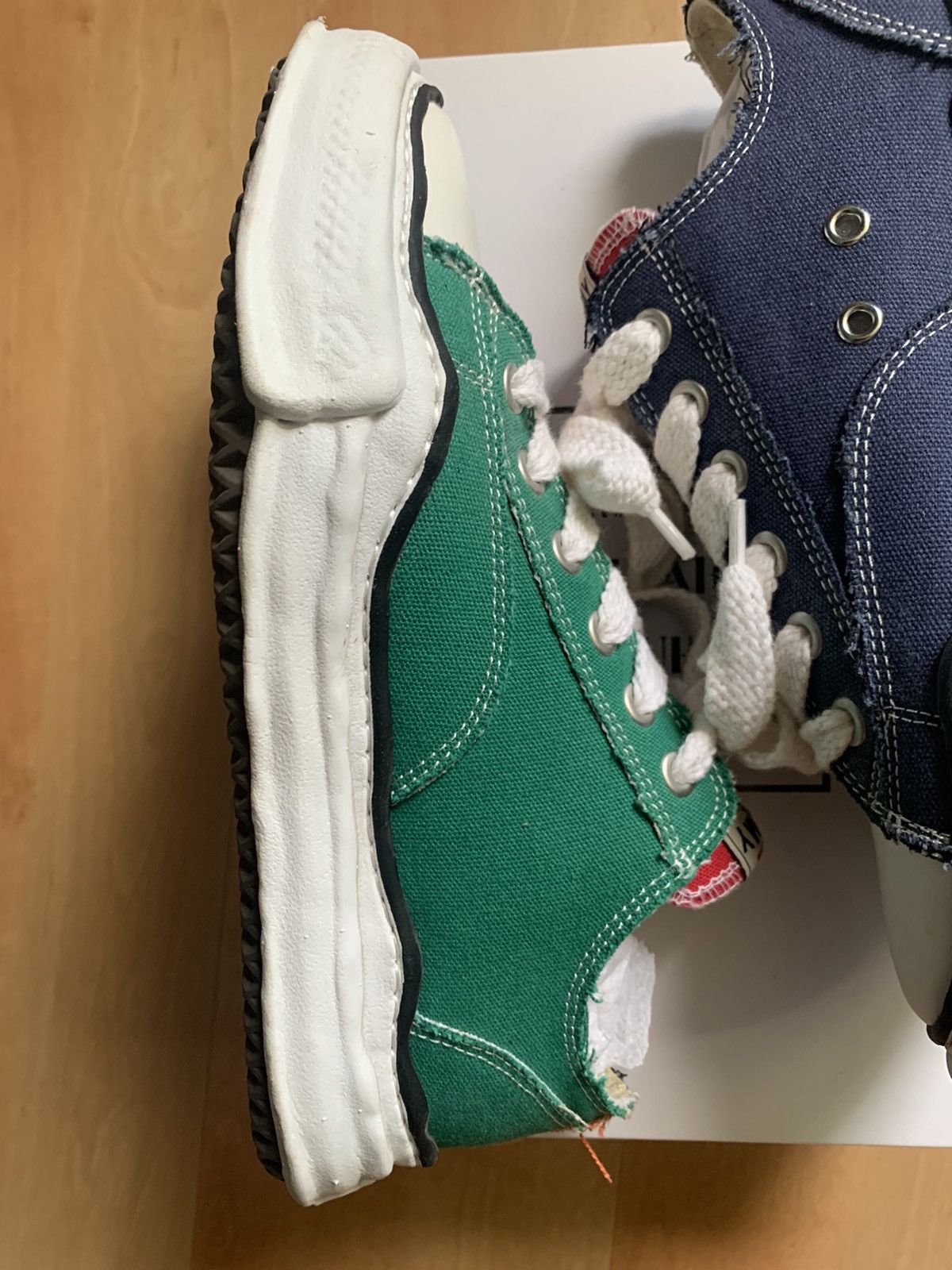Maison MIHARA YASUHIRO Maison MIHARAYASUHIRO two tone converse low Size US 9 / EU 42 - 6 Thumbnail