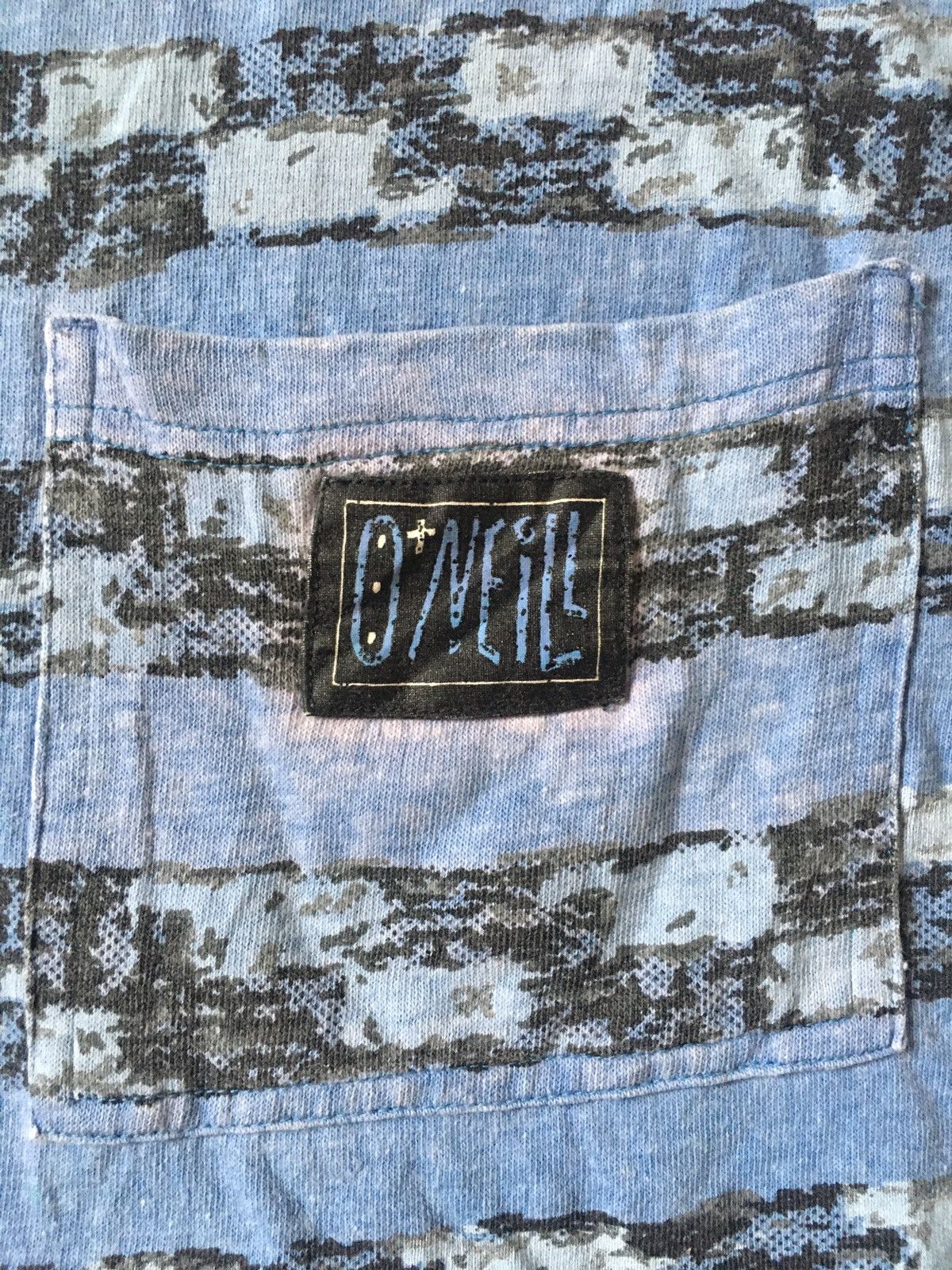 Vintage late 80s/early 90s oneill overprint tee Size US L / EU 52-54 / 3 - 2 Thumbnail
