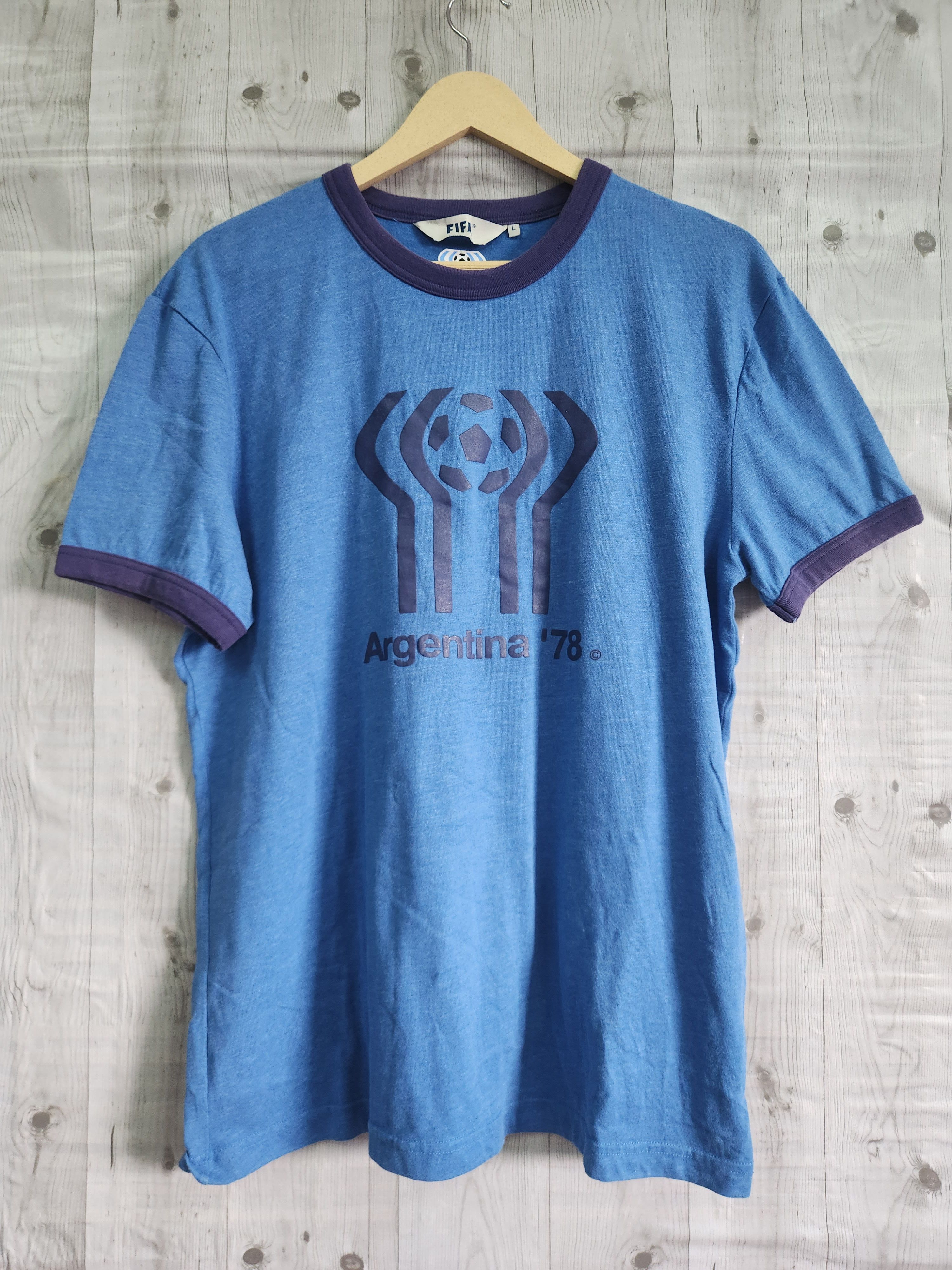 Vintage Vintage FIFA World Cup Memorable TShirt Argentina 78 Size US L / EU 52-54 / 3 - 1 Thumbnail