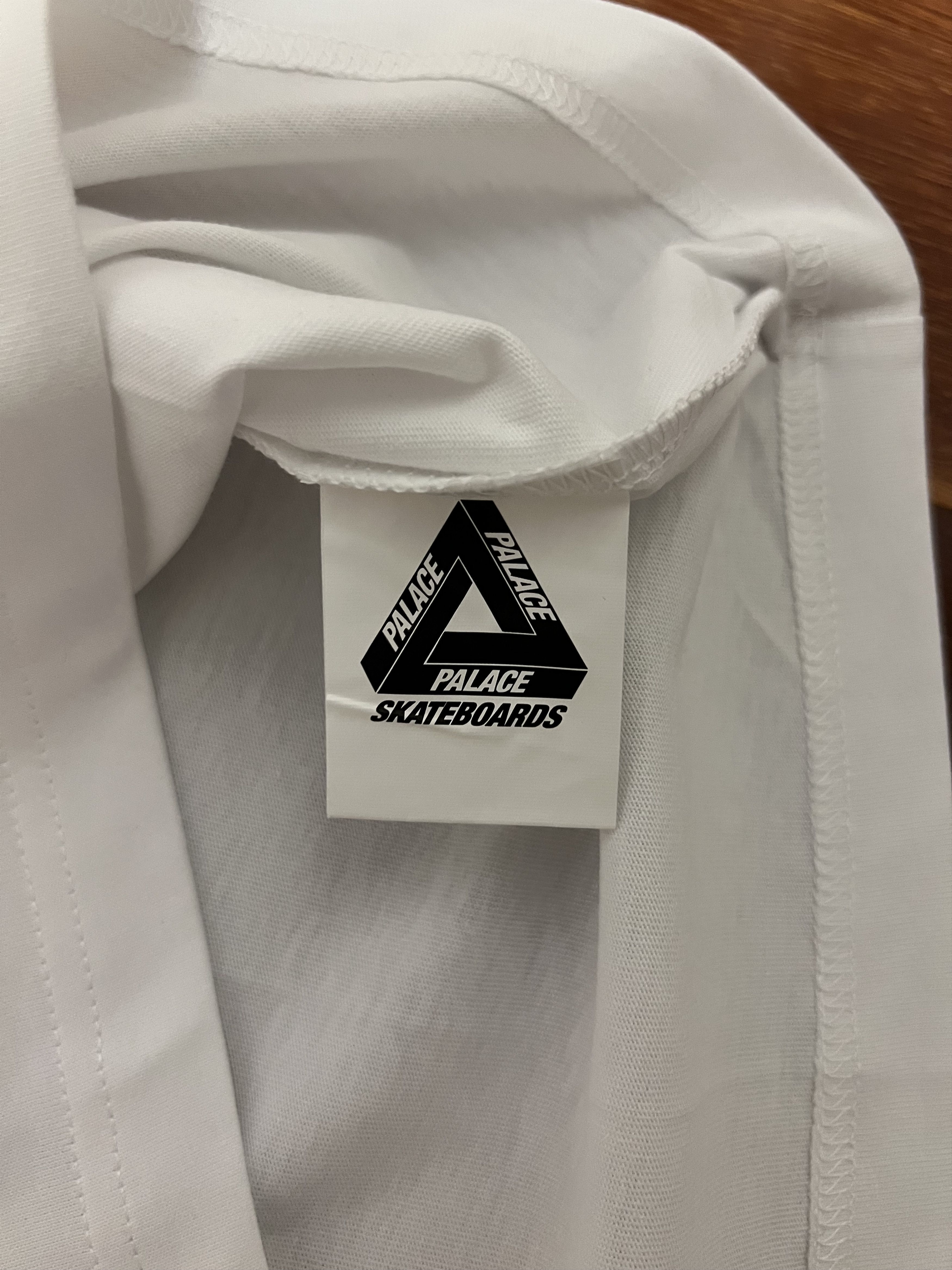 Palace 💚 2020 Palace GT Aiight T-Shirt White Large NEW Size US L / EU 52-54 / 3 - 9 Thumbnail