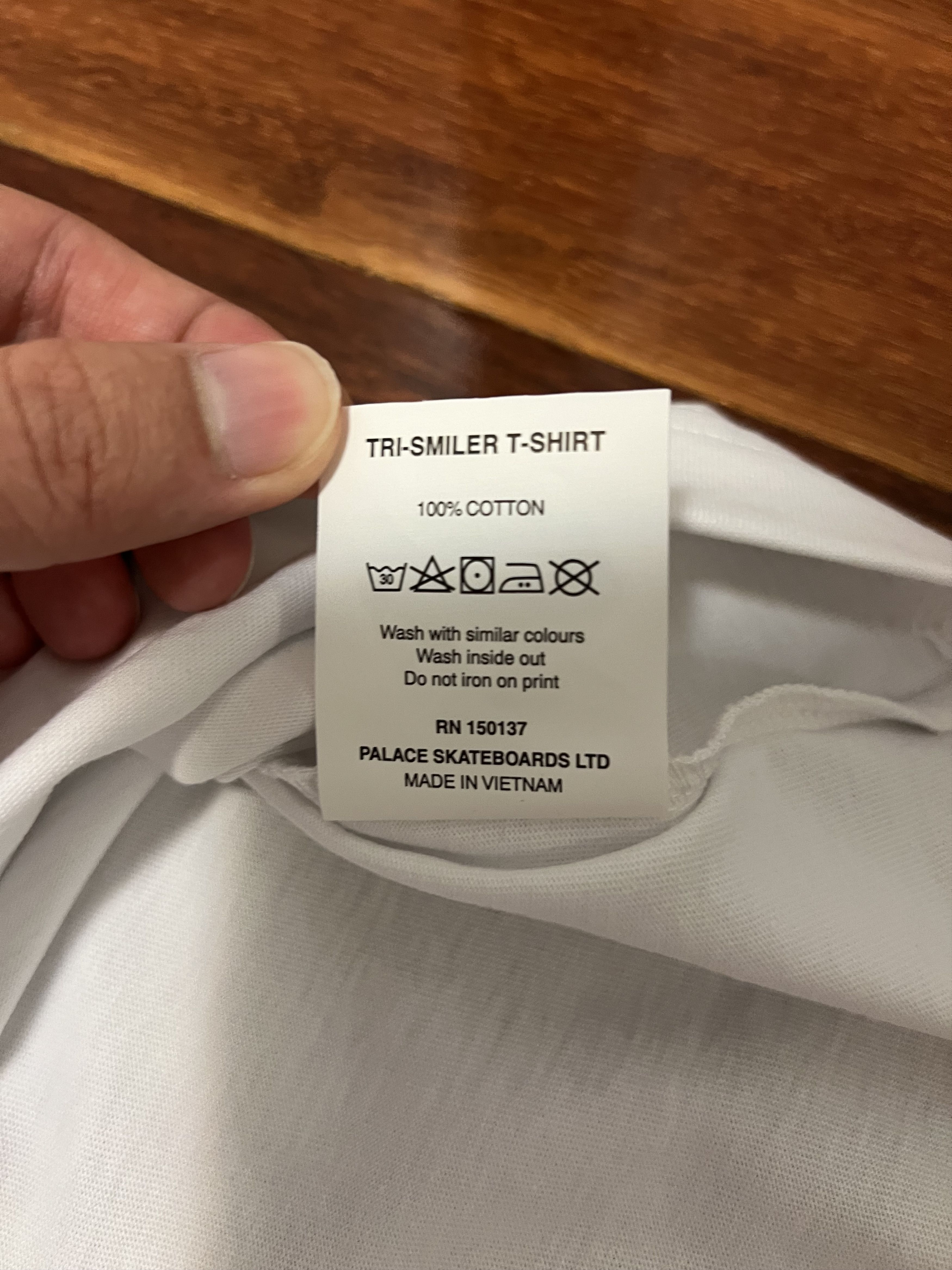 Palace 💚 2020 Palace Tri Smiler T-Shirt White Large NEW Size US L / EU 52-54 / 3 - 12 Thumbnail