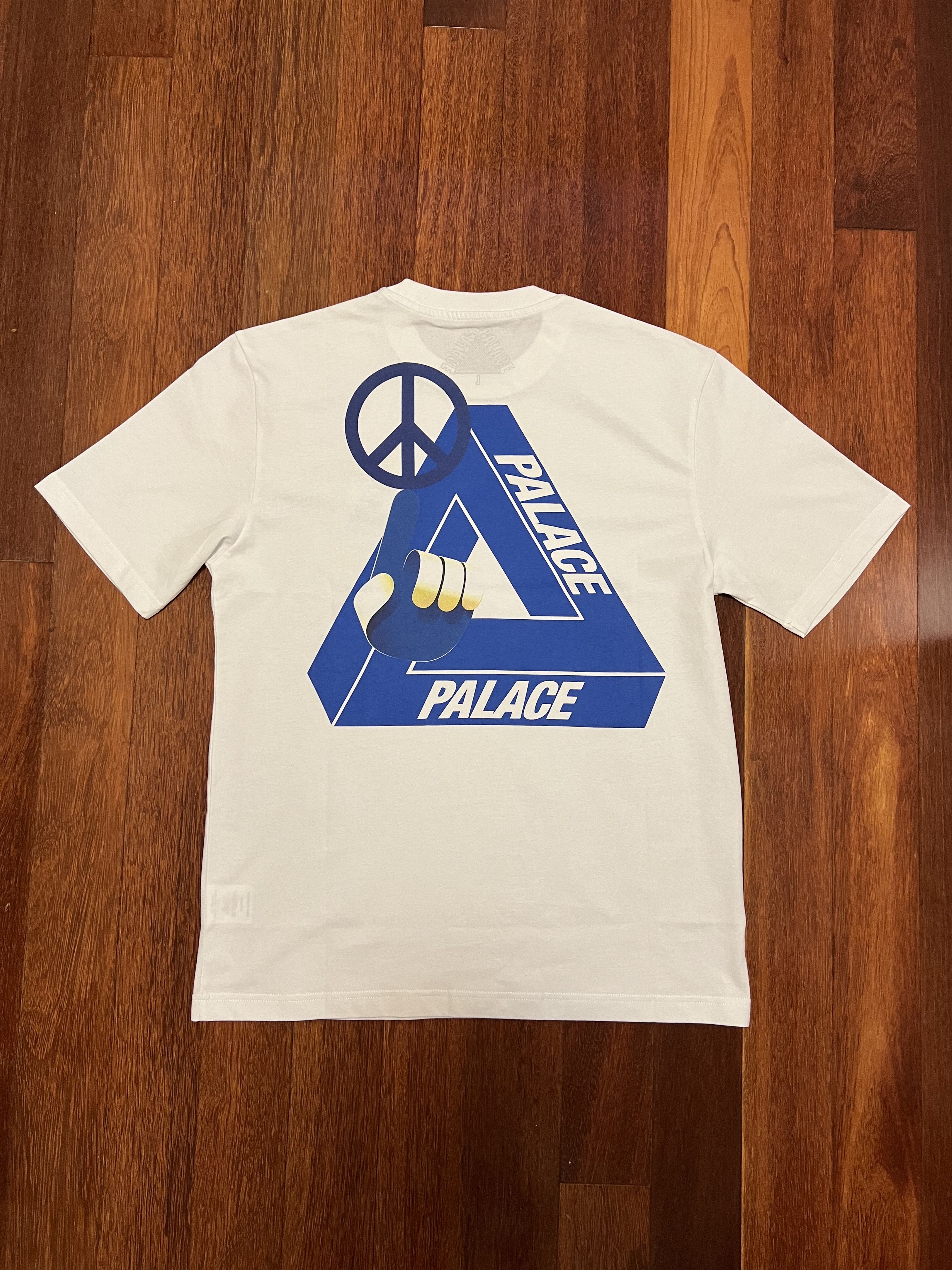 Palace 💚 2020 Palace Tri Smiler T-Shirt White Large NEW Size US L / EU 52-54 / 3 - 6 Thumbnail