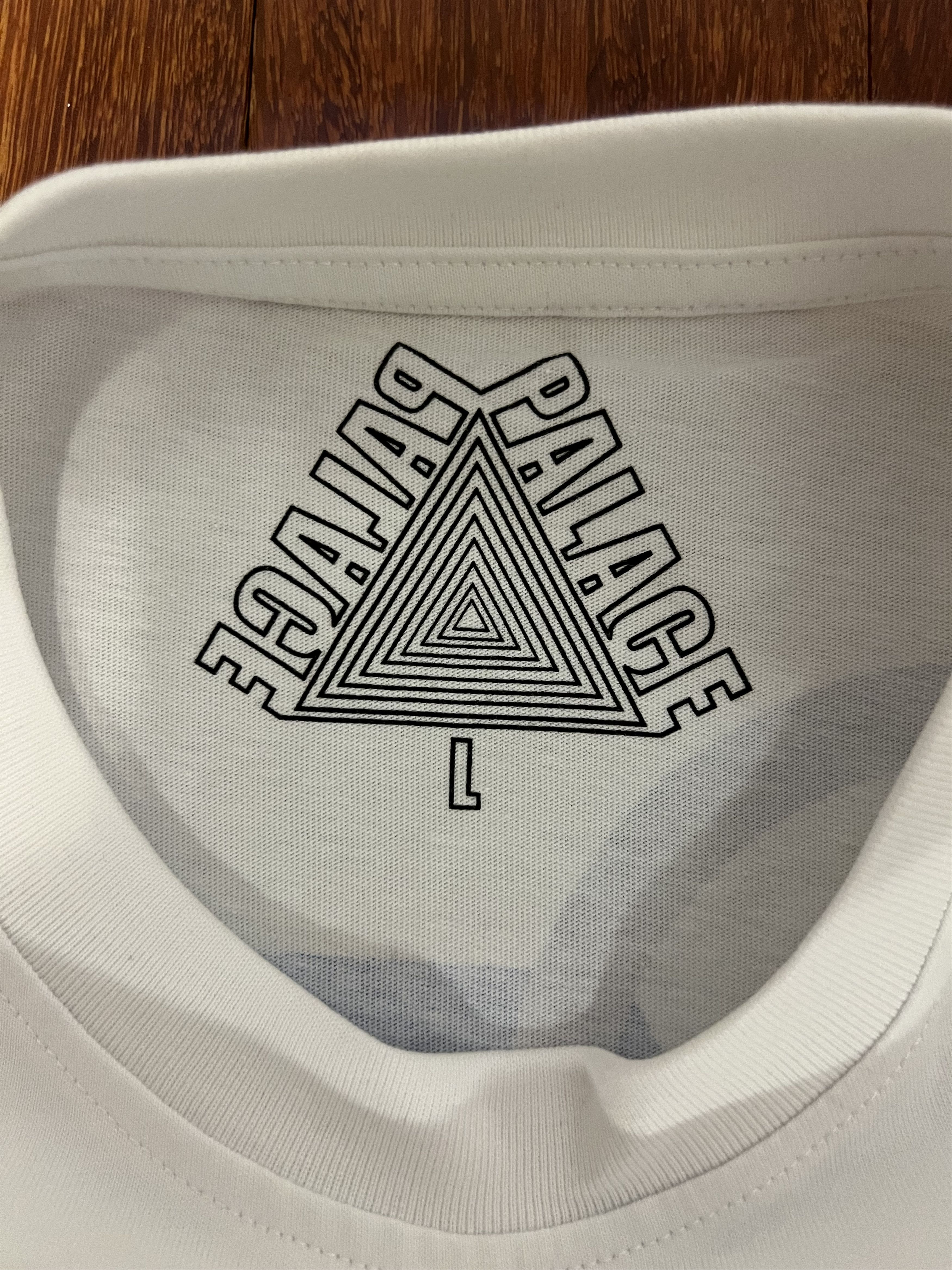 Palace 💚 2020 Palace Tri Smiler T-Shirt White Large NEW Size US L / EU 52-54 / 3 - 10 Thumbnail