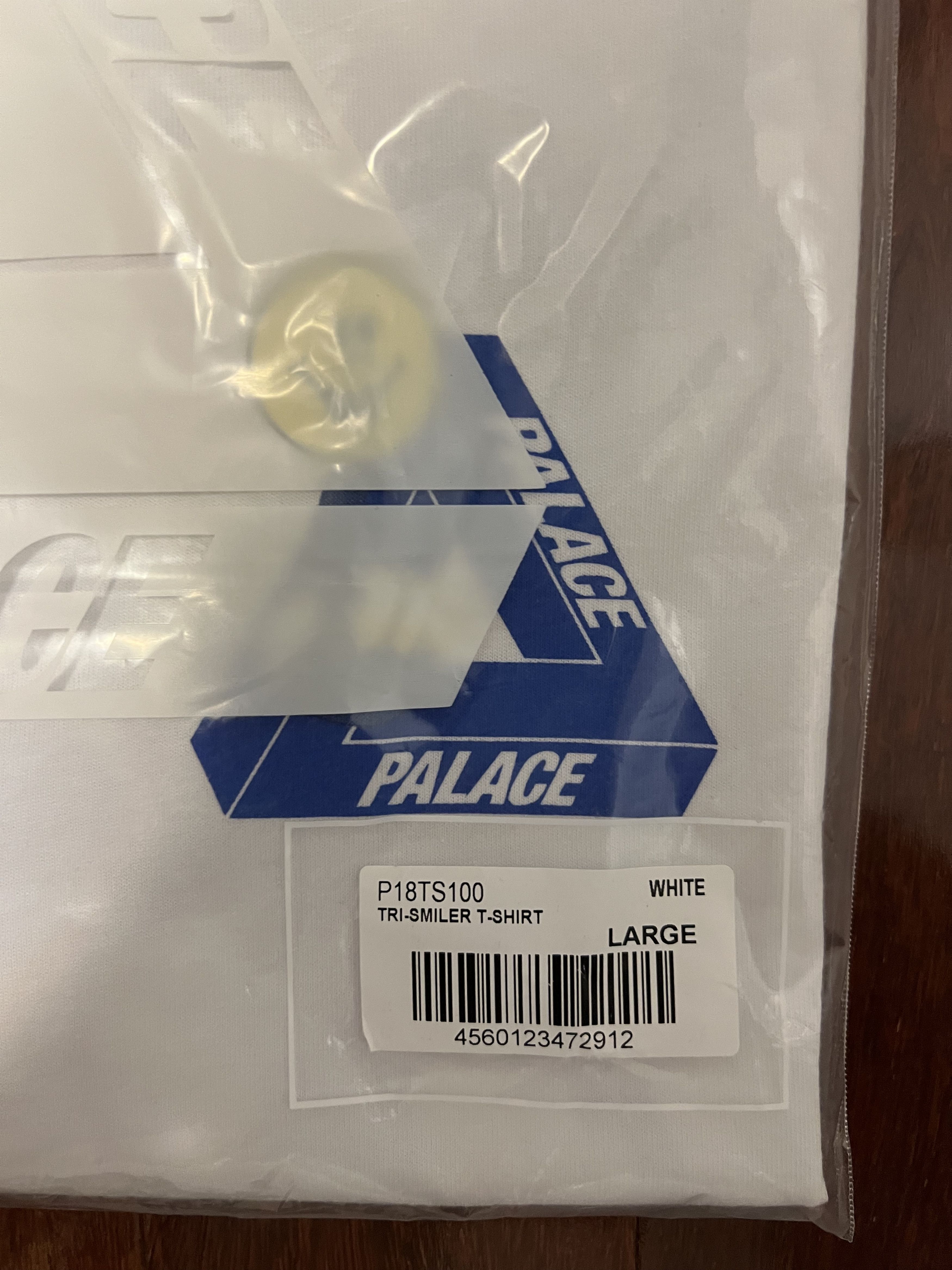 Palace 💚 2020 Palace Tri Smiler T-Shirt White Large NEW Size US L / EU 52-54 / 3 - 5 Thumbnail