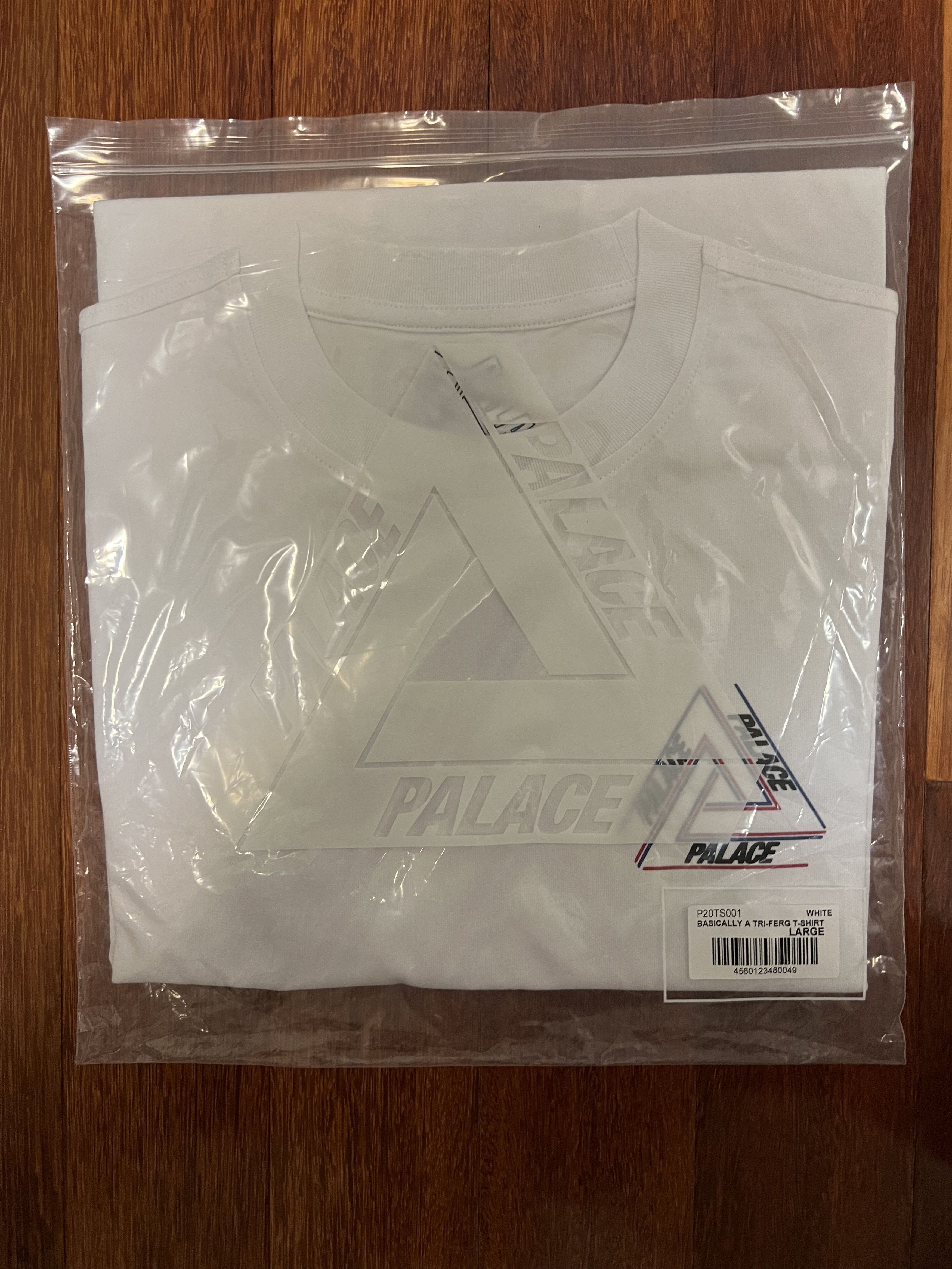 Palace 💚 2021 Palace Basically A Tri-Ferg T-Shirt White Large NEW Size US L / EU 52-54 / 3 - 3 Thumbnail