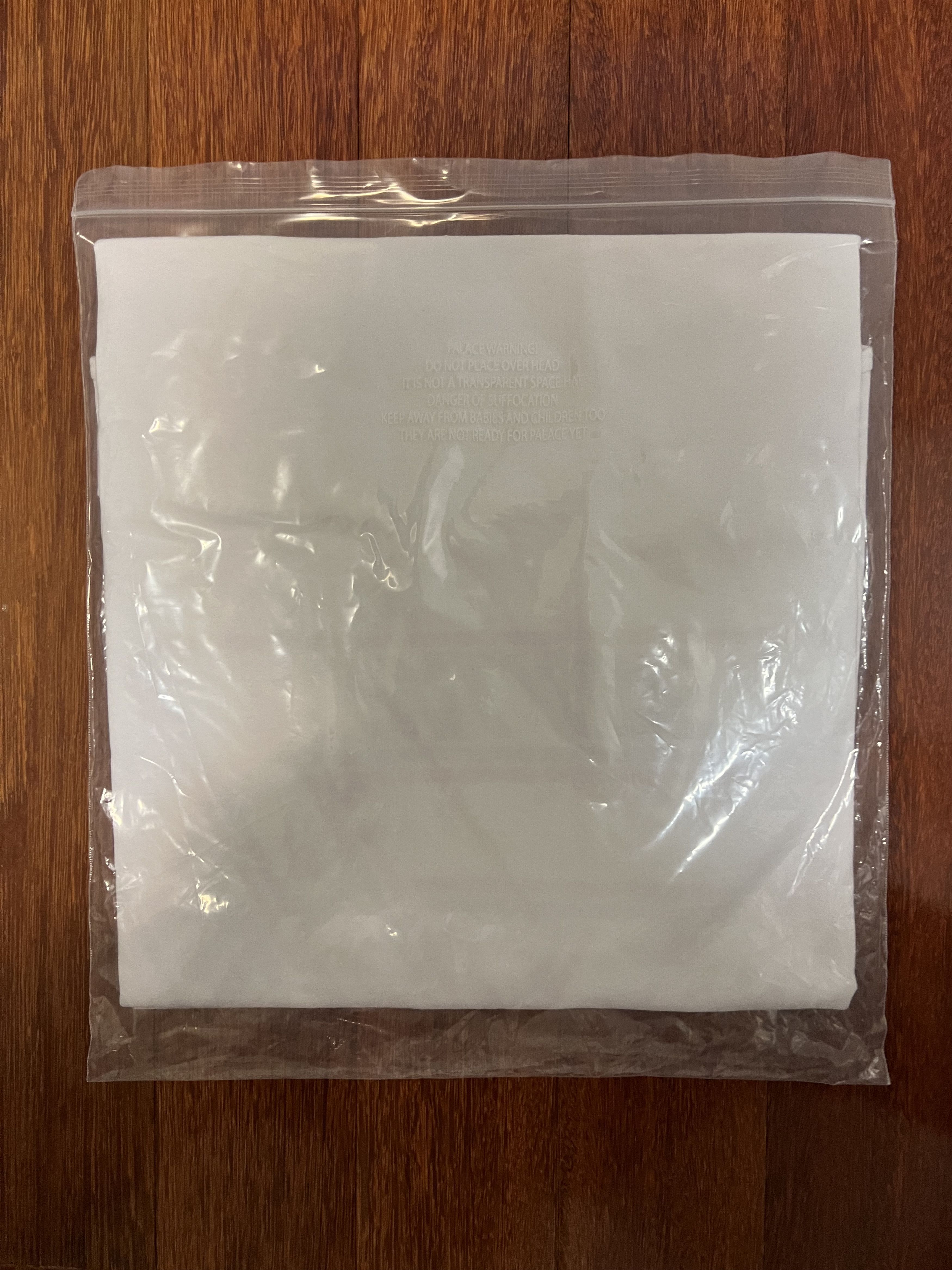 Palace 💚 2021 Palace Basically A Tri-Ferg T-Shirt White Large NEW Size US L / EU 52-54 / 3 - 4 Thumbnail