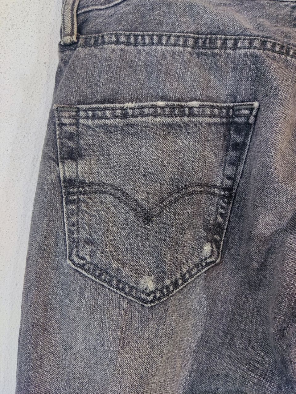 Levi's levis 551 straight fit distressed denim Size US 31 - 13 Thumbnail