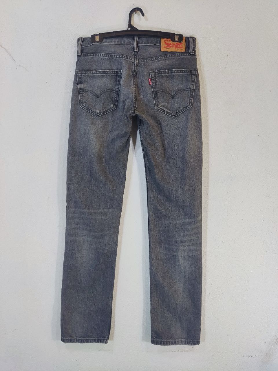 Levi's levis 551 straight fit distressed denim Size US 31 - 2 Thumbnail