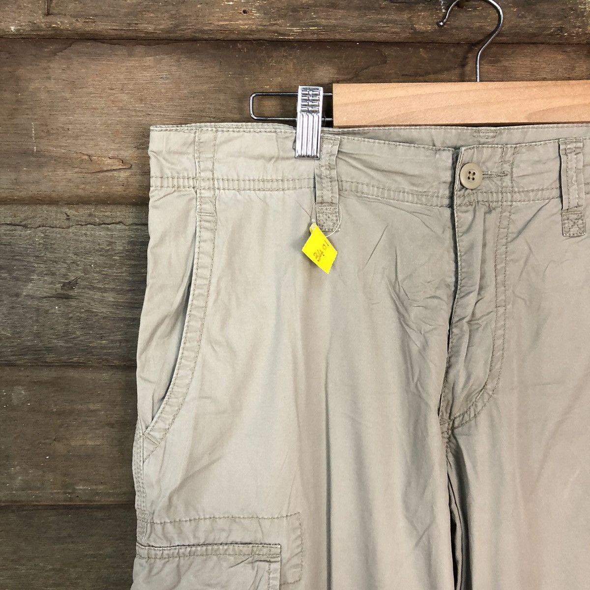 Japanese Brand Uniqlo Grey multipocket tactical utility Cargo Pants #3401 Size US 33 - 4 Thumbnail