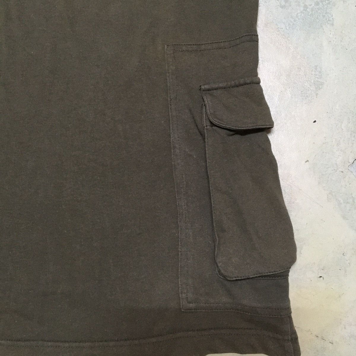 Avirex Vintage Avirex T Shirt Double Pockets Army Military Style Size US M / EU 48-50 / 2 - 4 Thumbnail