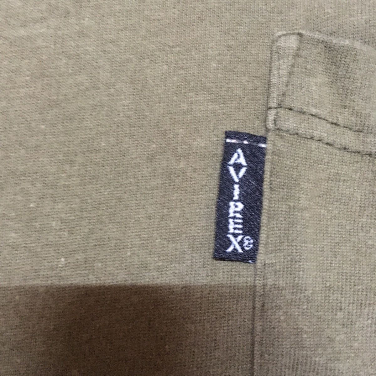 Avirex Vintage Avirex T Shirt Double Pockets Army Military Style Size US M / EU 48-50 / 2 - 7 Thumbnail