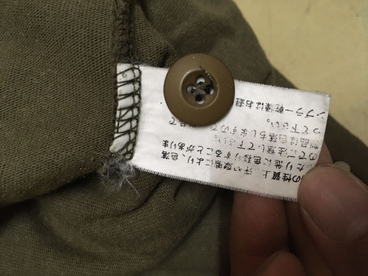 Avirex Vintage Avirex T Shirt Double Pockets Army Military Style Size US M / EU 48-50 / 2 - 15 Thumbnail