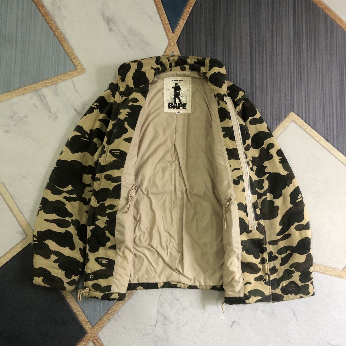 Bape 1st Camo M-65 Jacket Size US S / EU 44-46 / 1 - 3 Thumbnail