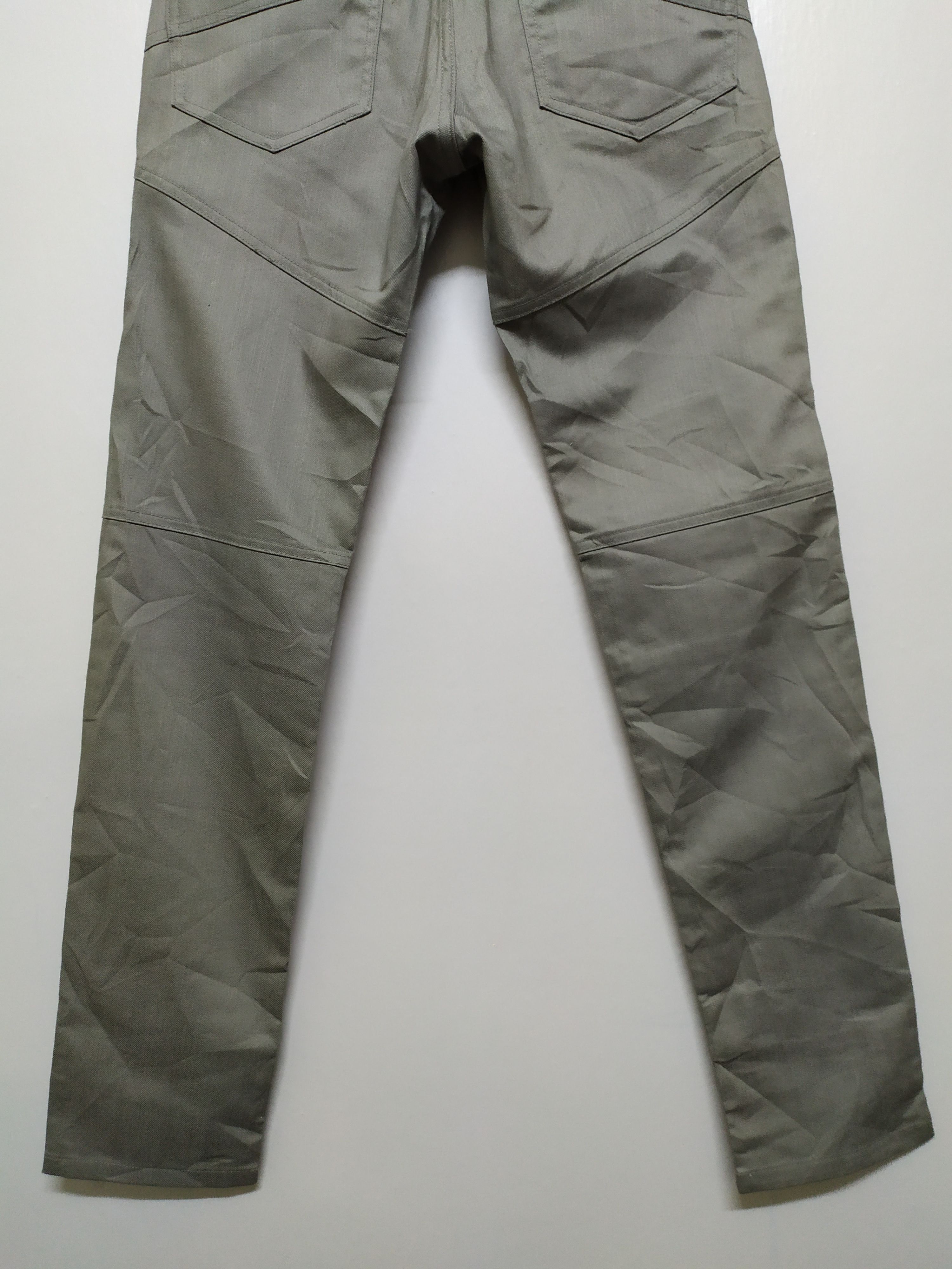 semanticdesign SEMANTIC DISGN CARGO PANTS ZIPPER MULTIPOCKET TACTICAL PANT Size US 29 - 14 Thumbnail