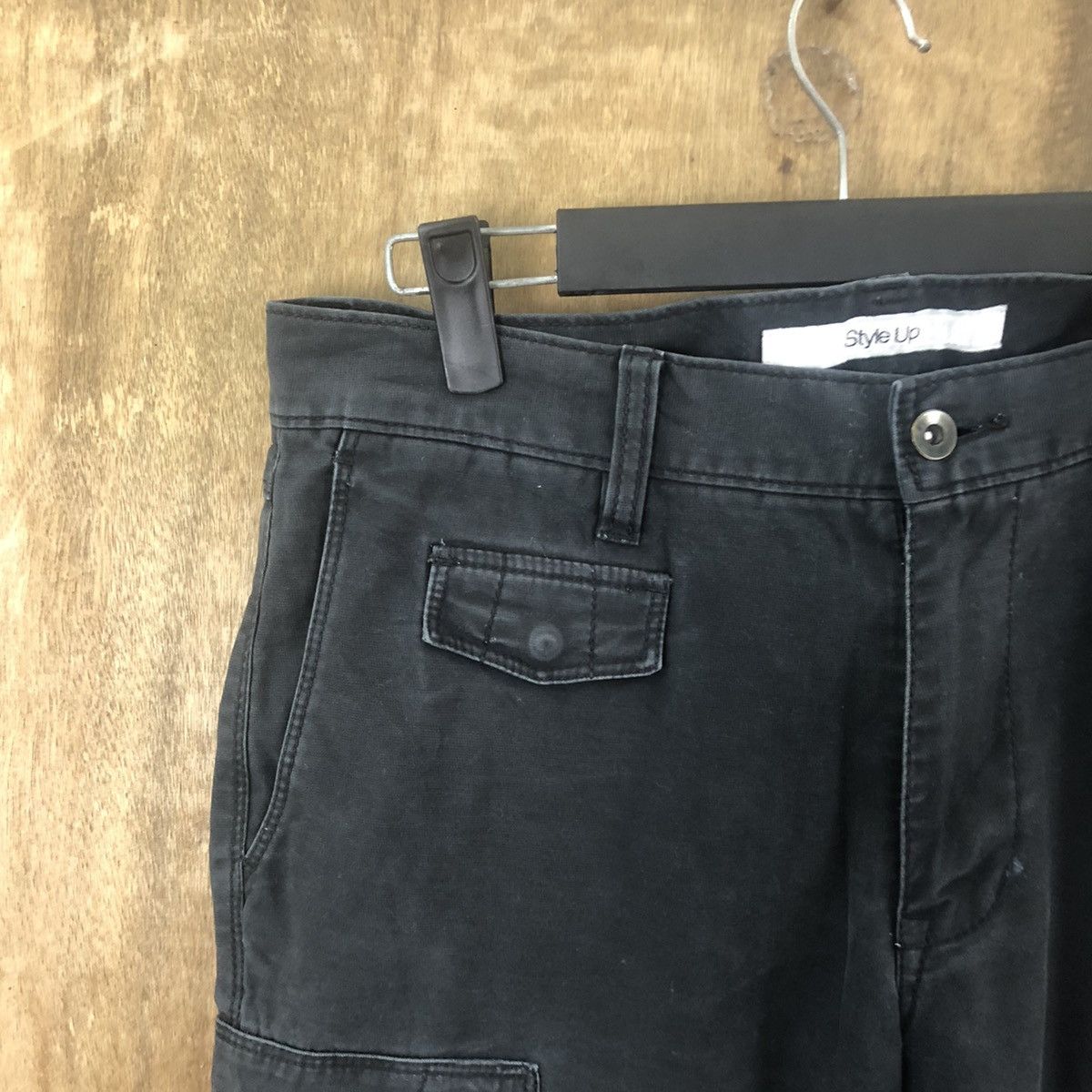 Japanese Brand × Uniqlo Uniqlo Style Up Black multipocket cargo pants #6286 Size US 31 - 6 Thumbnail