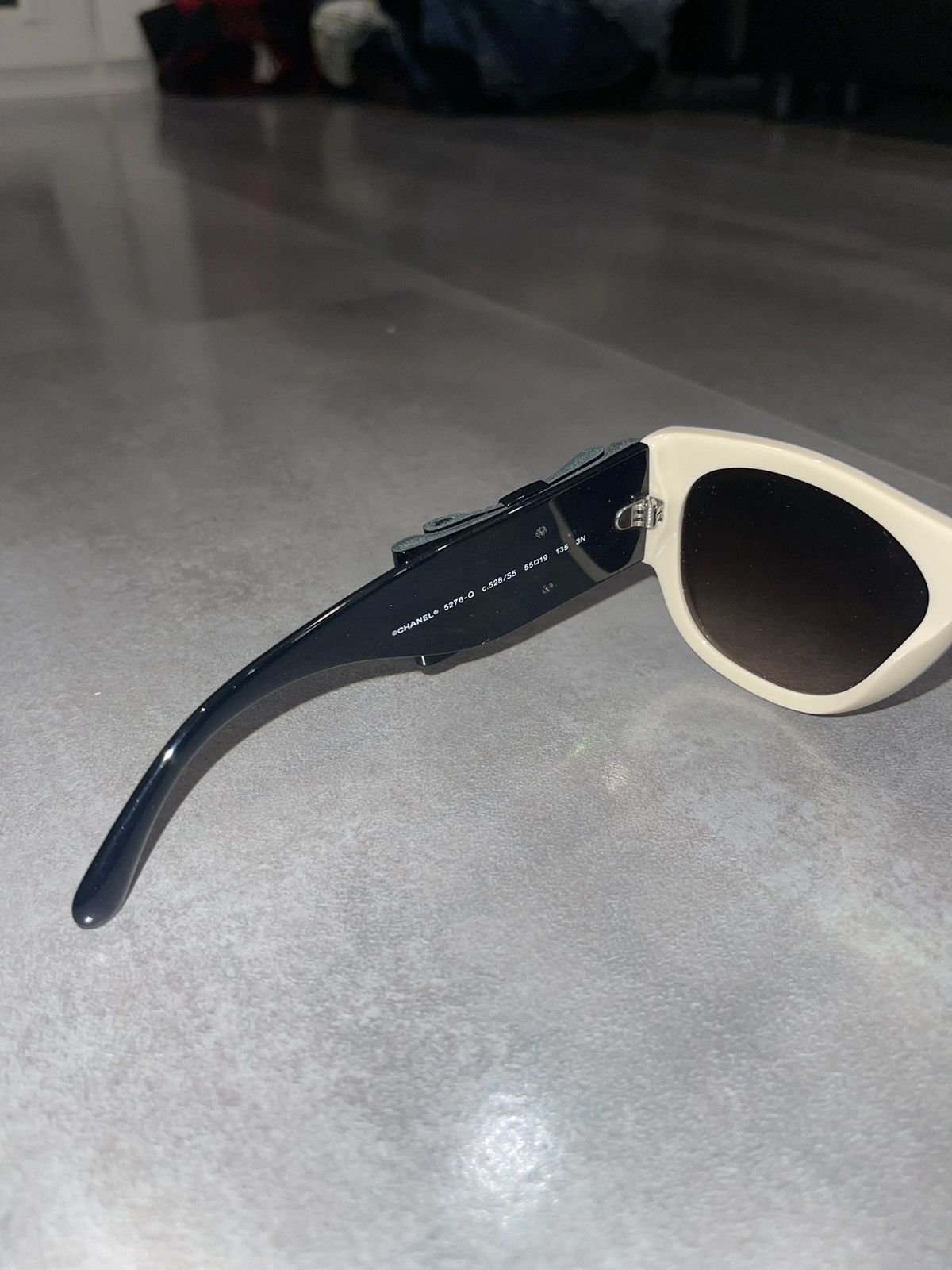 Chanel Chanel 5276-Q C.528/S5 Cream Black Sunglasses Size ONE SIZE - 12 Thumbnail