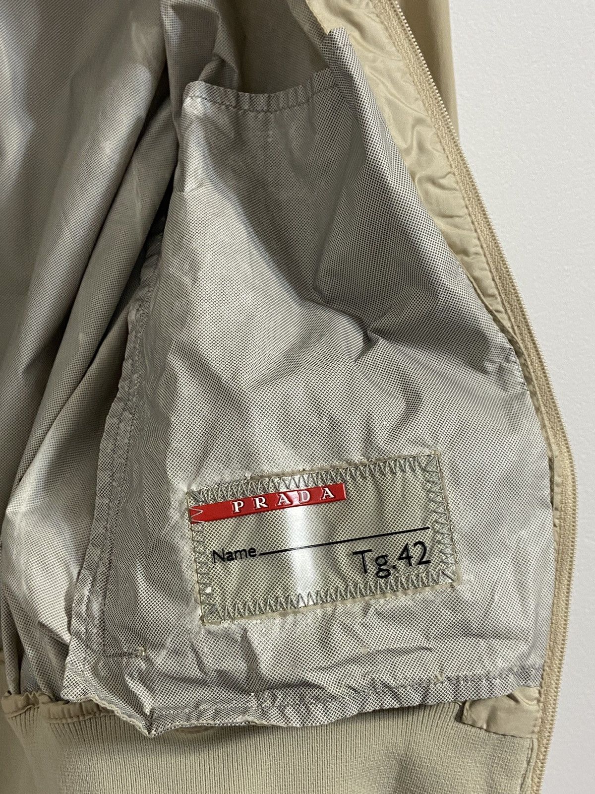 Prada Prada Nylon Bomber Jacket Womens Lightweight Zip Up Size 42 Size S / US 4 / IT 40 - 18 Thumbnail