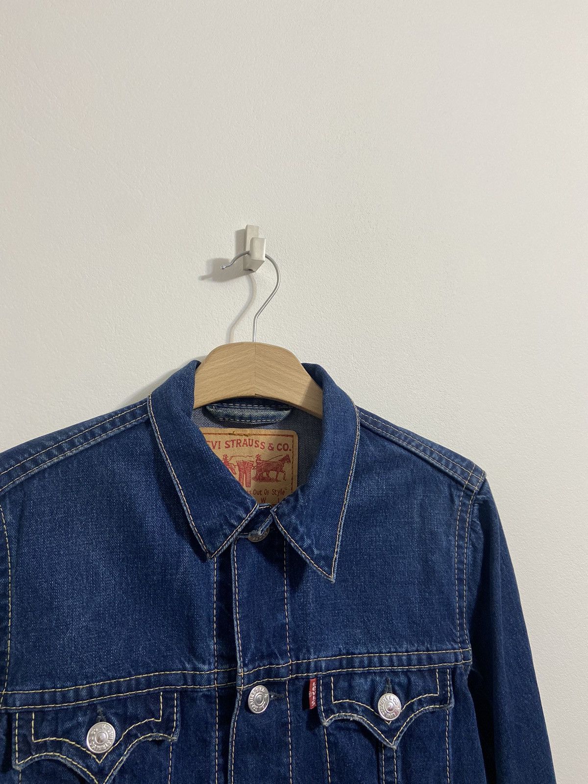 Levi's Levi’s Women Denim Jacket Size L / US 10 / IT 46 - 2 Thumbnail
