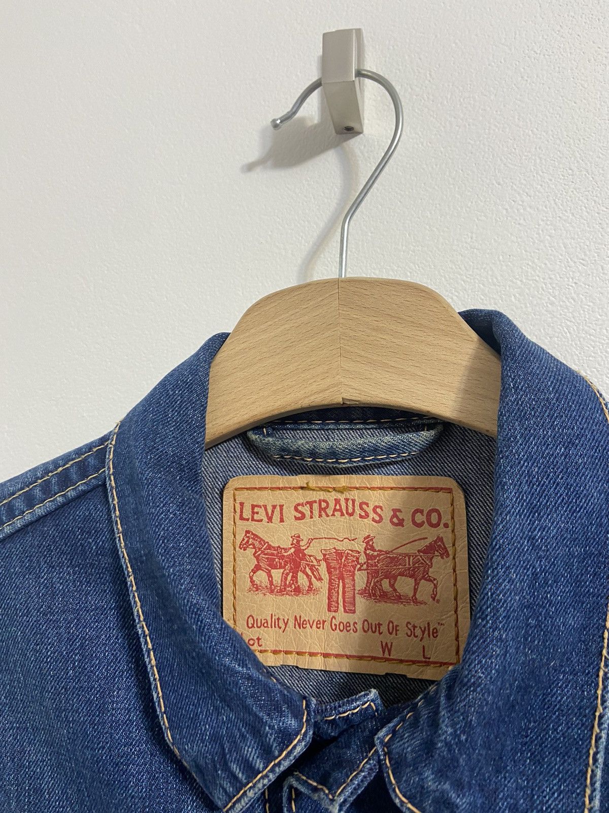 Levi's Levi’s Women Denim Jacket Size L / US 10 / IT 46 - 10 Thumbnail