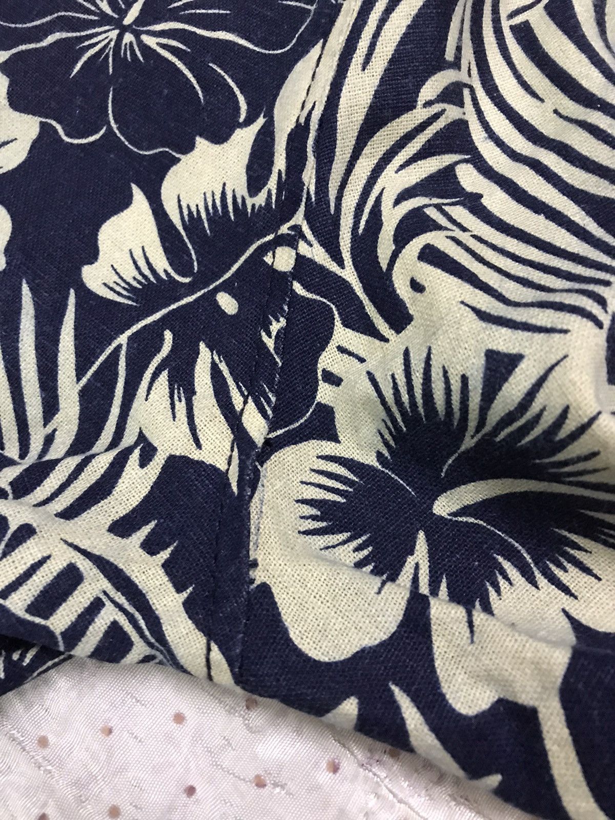 Designer Wellmade M&S Fullprinted Hawaii Motif Linen / Cotton Pants Size US 33 - 11 Thumbnail