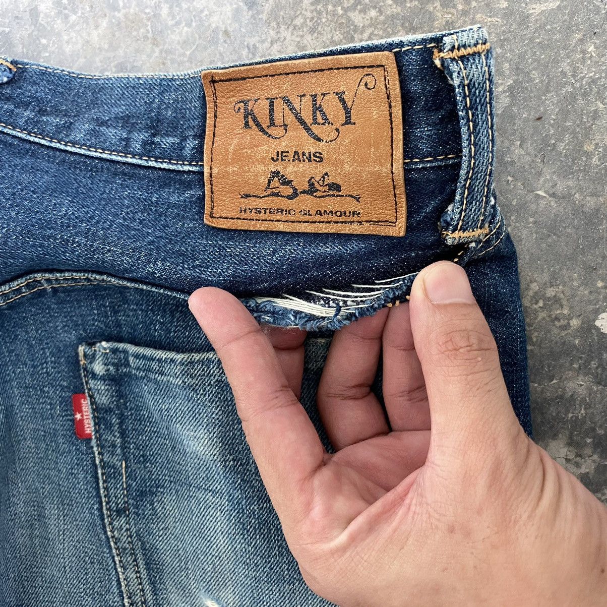 Hysteric Glamour VTG 90’s Hysteric Glamour Faded Blue Ripped Selvedge Jeans Size US 30 / EU 46 - 22 Thumbnail