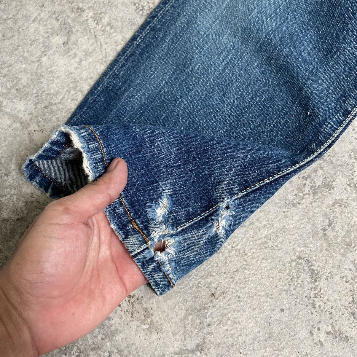 Hysteric Glamour VTG 90’s Hysteric Glamour Faded Blue Ripped Selvedge Jeans Size US 30 / EU 46 - 5 Thumbnail