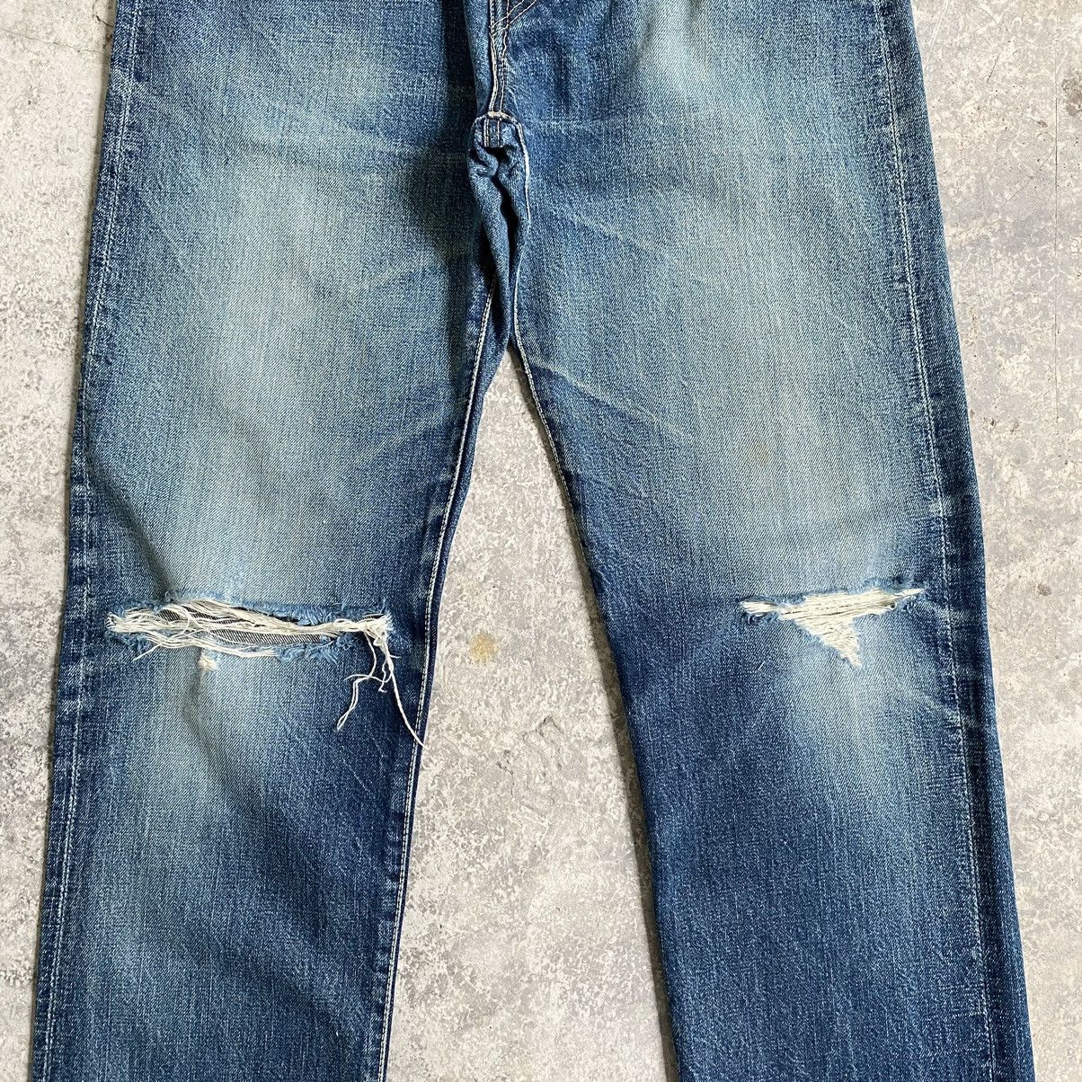 Hysteric Glamour VTG 90’s Hysteric Glamour Faded Blue Ripped Selvedge Jeans Size US 30 / EU 46 - 4 Thumbnail
