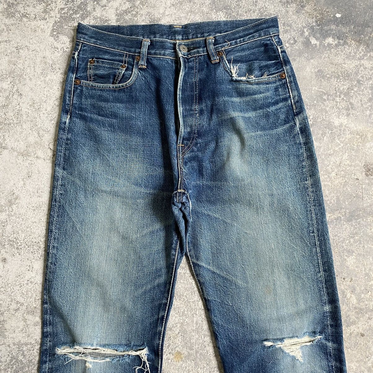 Hysteric Glamour VTG 90’s Hysteric Glamour Faded Blue Ripped Selvedge Jeans Size US 30 / EU 46 - 2 Thumbnail