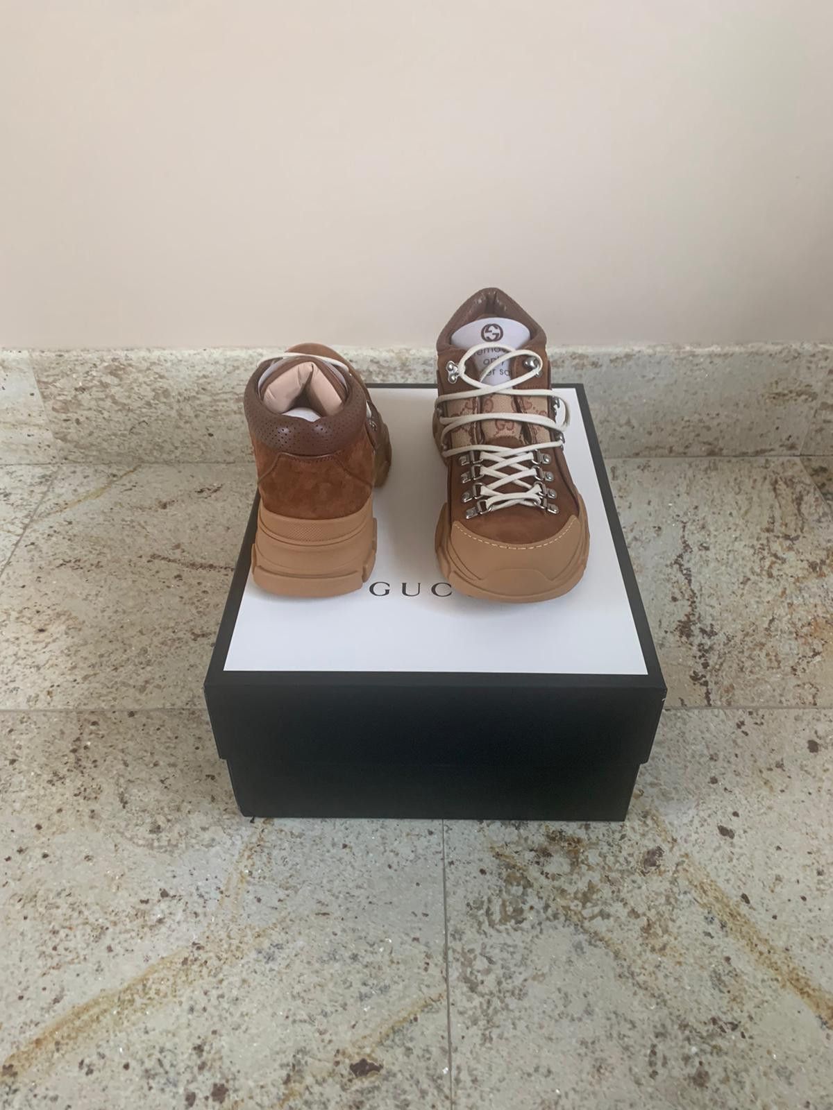 Gucci o1rshd1 Monogram Flashtrek Sneakers in Beige Size US 8.5 / EU 41-42 - 10 Thumbnail