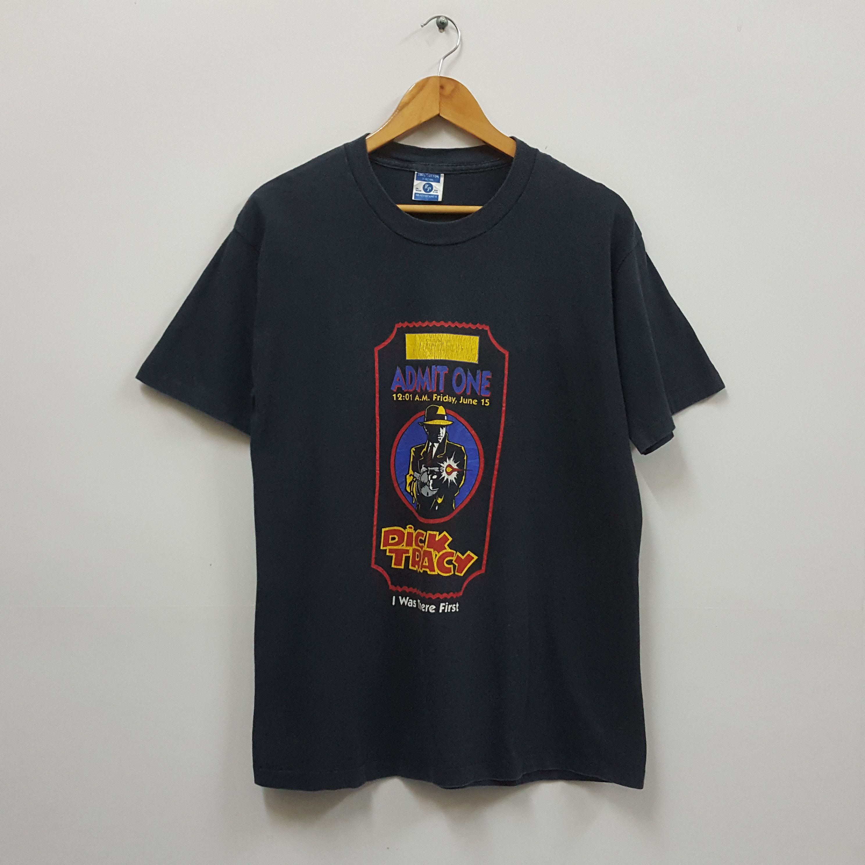 Vintage Vintage DICK TRACY crime thriller movie t-shirt Made in USA Size US M / EU 48-50 / 2 - 1 Thumbnail