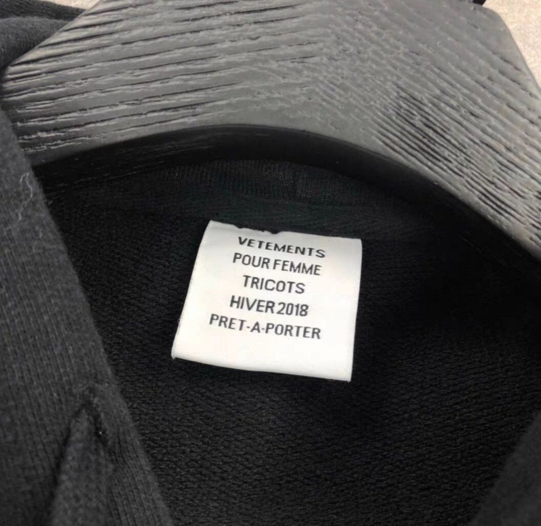 Vetements Vetements VTM Black Hoodie Minimalist Size S / US 4 / IT 40 - 3 Thumbnail