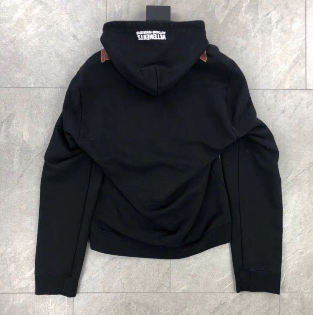 Vetements Vetements VTM Black Hoodie Minimalist Size S / US 4 / IT 40 - 2 Thumbnail