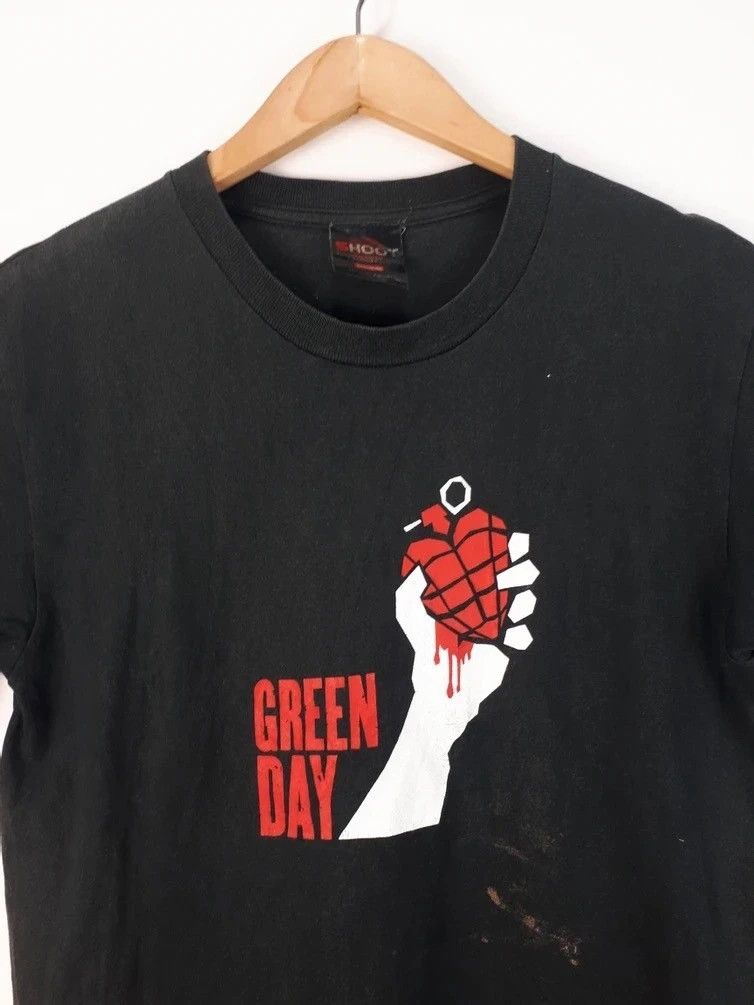 Band Tees × Vintage 2005 American Idiot Album by Green Day Tee shirt Size US S / EU 44-46 / 1 - 2 Thumbnail
