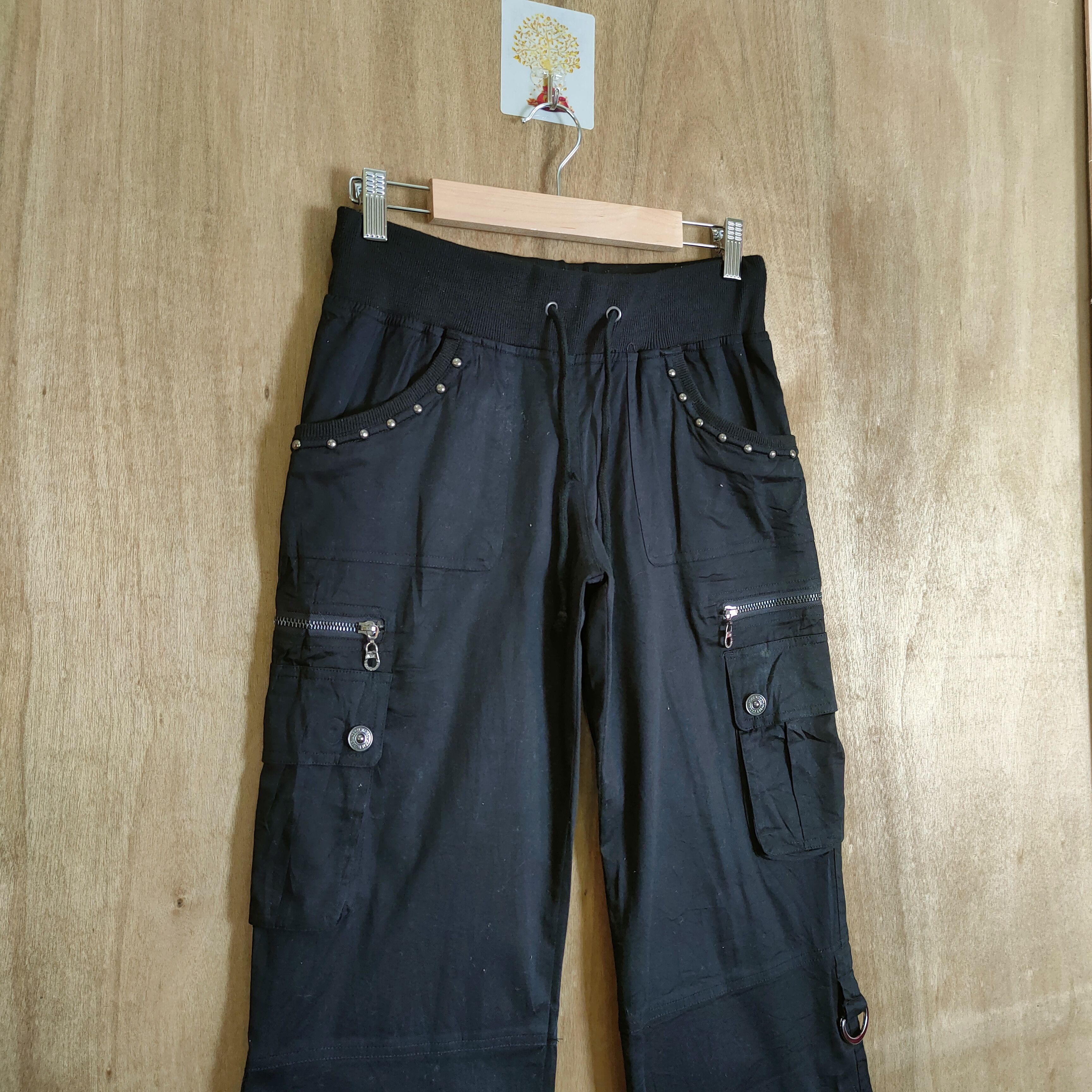Japanese Brand VINTAGE JAPANESE BLACK BONDAGE CARGO PANTS Size US 26 / EU 42 - 3 Thumbnail