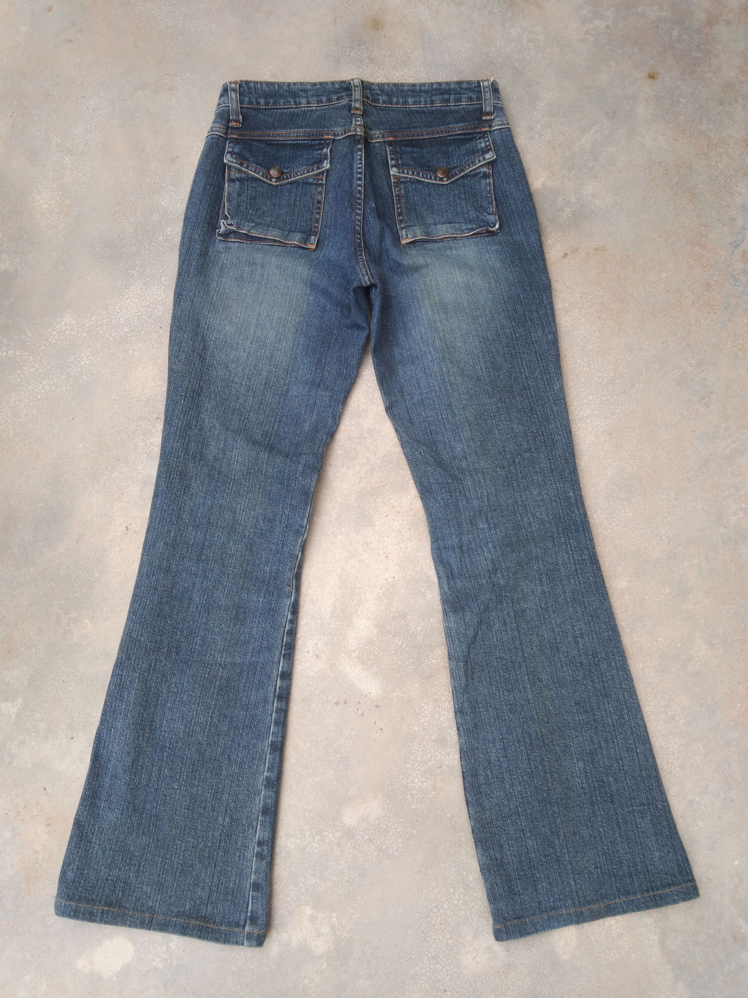 Japanese Brand × Jean × Vintage Vintage Flared Jeans 27x30 Size US 27 - 2 Thumbnail
