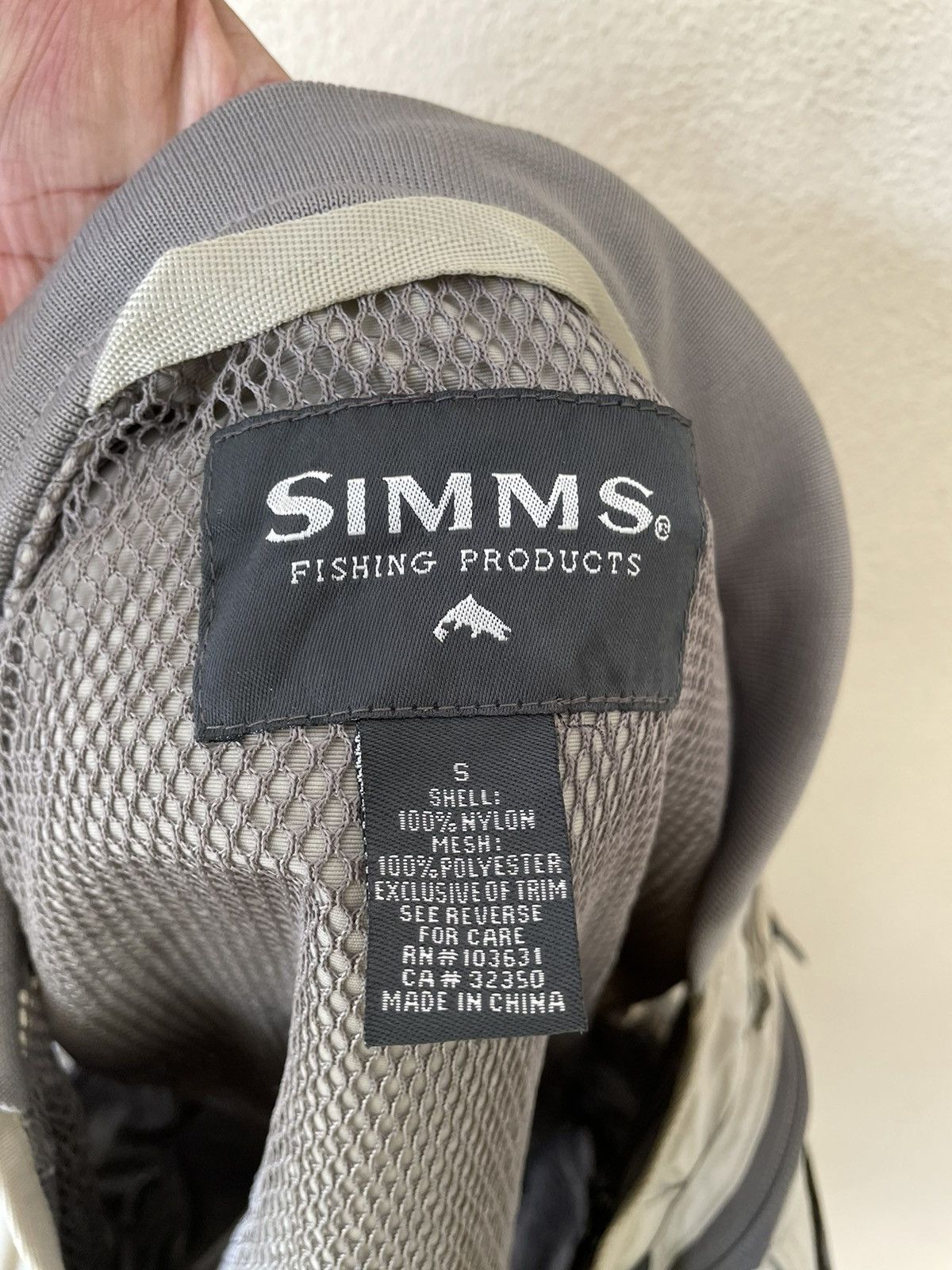 Other SIMMS FISHING PRODUCTS FLY VEST Size US S / EU 44-46 / 1 - 12 Thumbnail