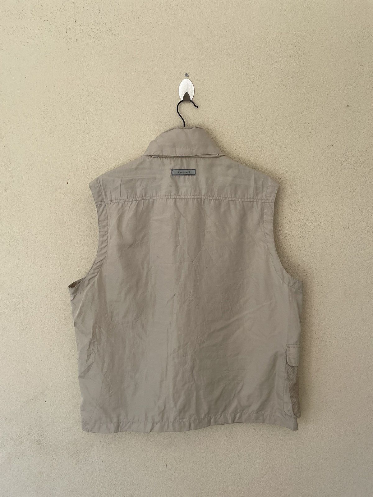 VINTAGE BARN GARD VEST