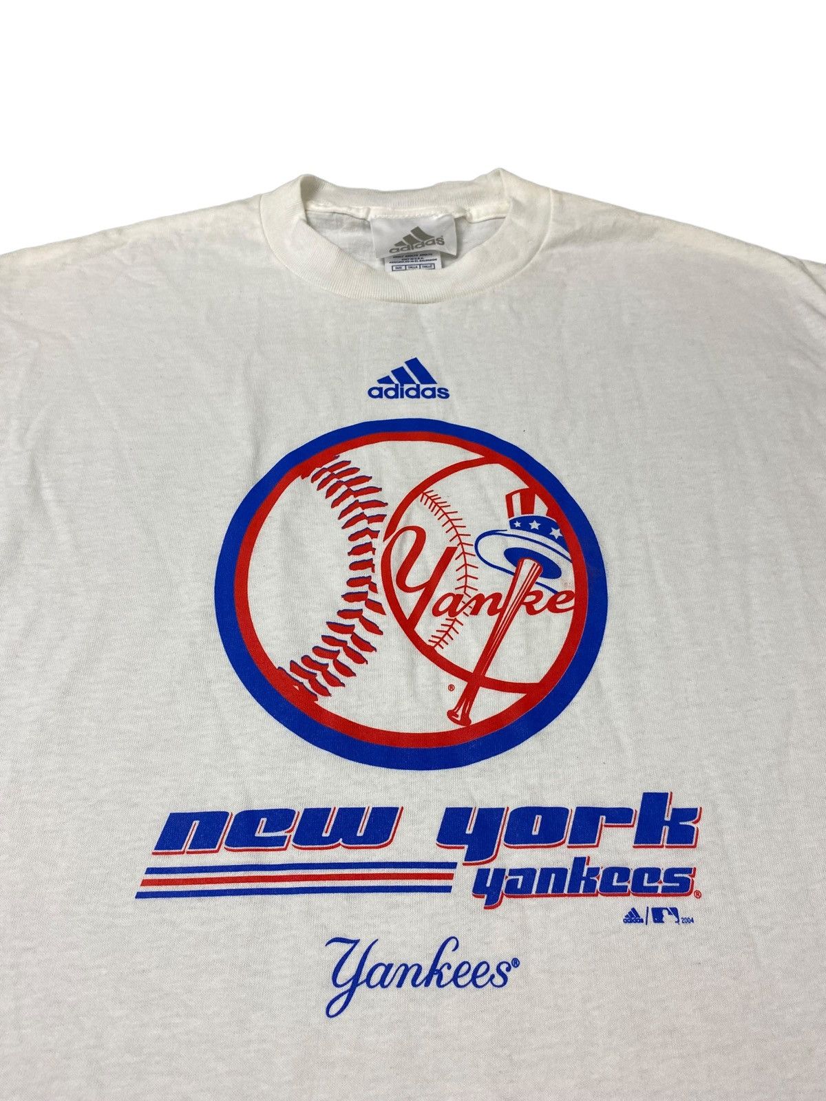 New York Yankees Vintage 00s New York Yankees Graphic T Shirt Size US L / EU 52-54 / 3 - 3 Thumbnail