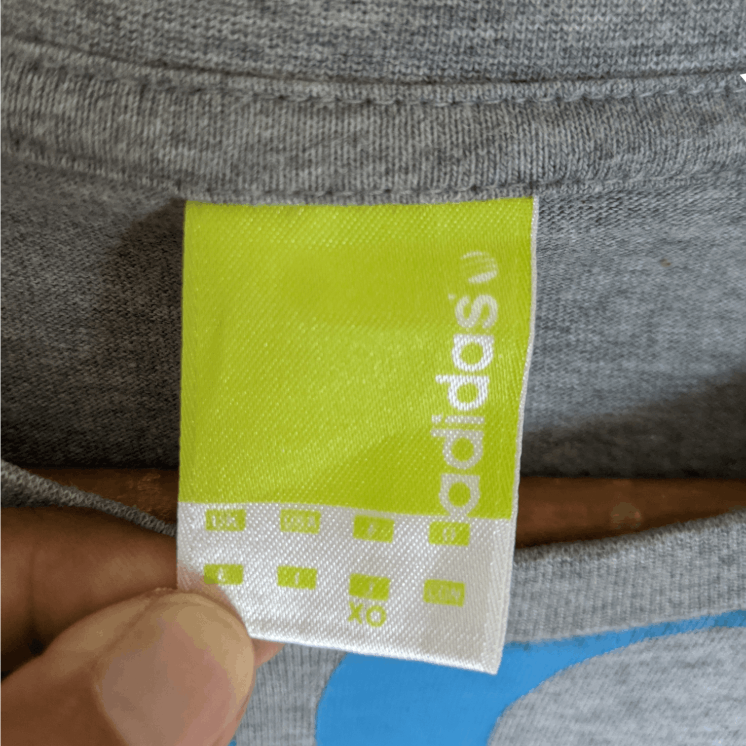 Adidas Vintage 2000's ADIDAS Spell Out Full Print T-Shirt Size US XL / EU 56 / 4 - 7 Thumbnail