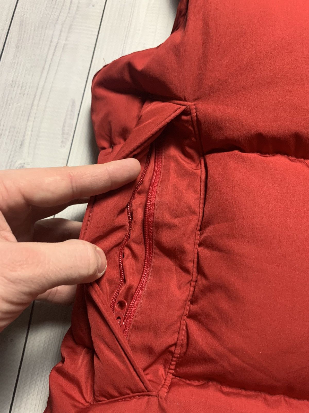 Nike × Vintage Vintage Nike down vest logo drill size S red rare Size US S / EU 44-46 / 1 - 4 Thumbnail