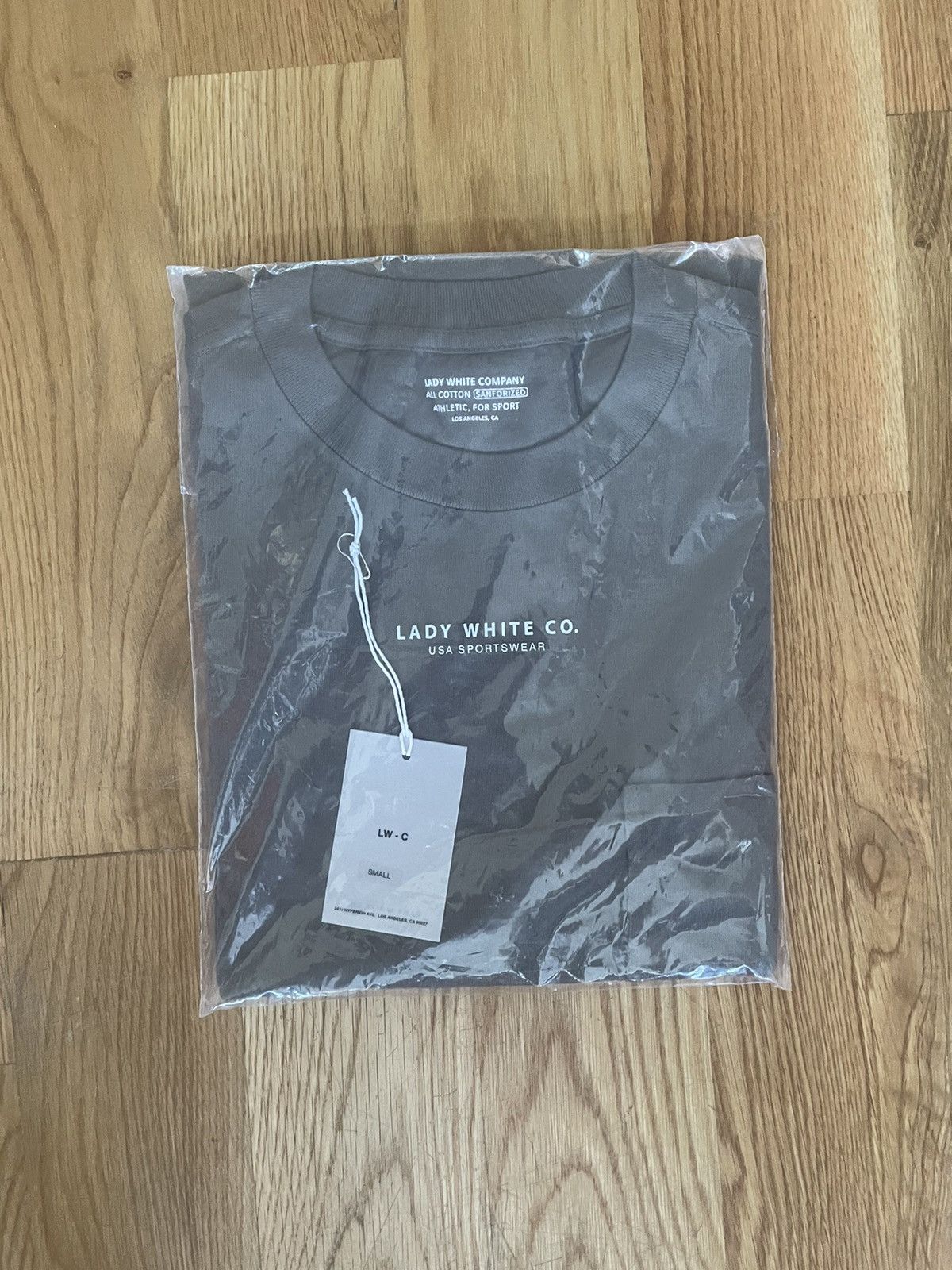 Lady White Co. Lady White Co Balta Pocket T shirt. Size US M / EU 48-50 / 2 - 2 Thumbnail