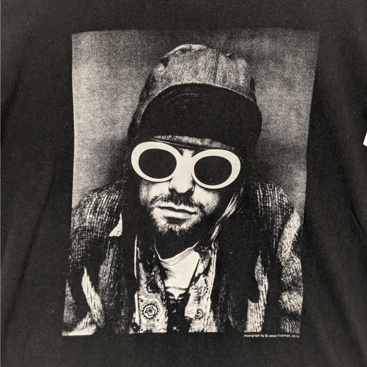 Uniqlo UNIQLO x Kurt Cobain 2016 Jesse Frontman T-Shirt Size US XL / EU 56 / 4 - 4 Thumbnail