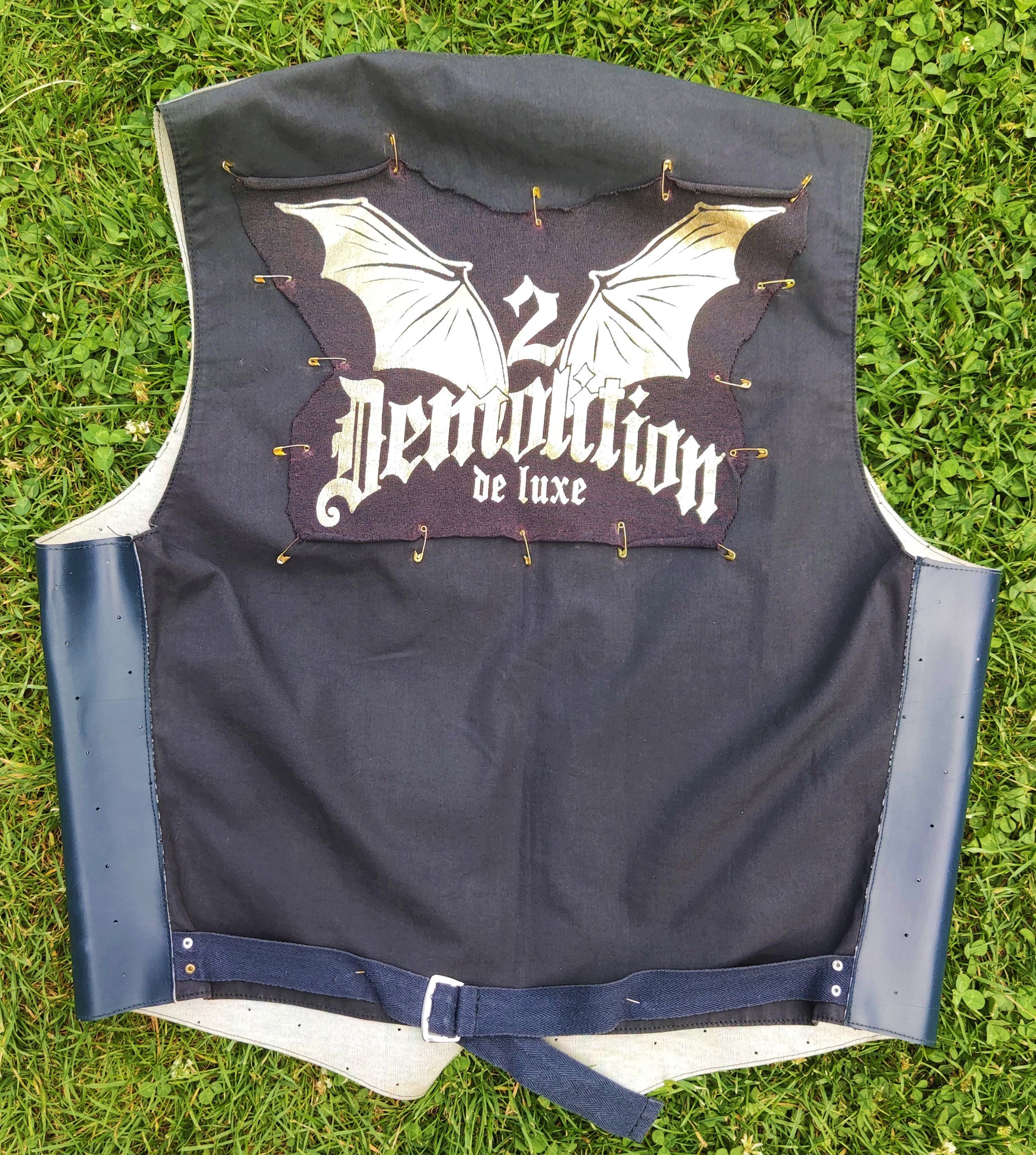 Jean Paul Gaultier Jean Paul Gaultier Demolition Leather Safety Pin Top Vest Size US M / EU 48-50 / 2 - 2 Thumbnail